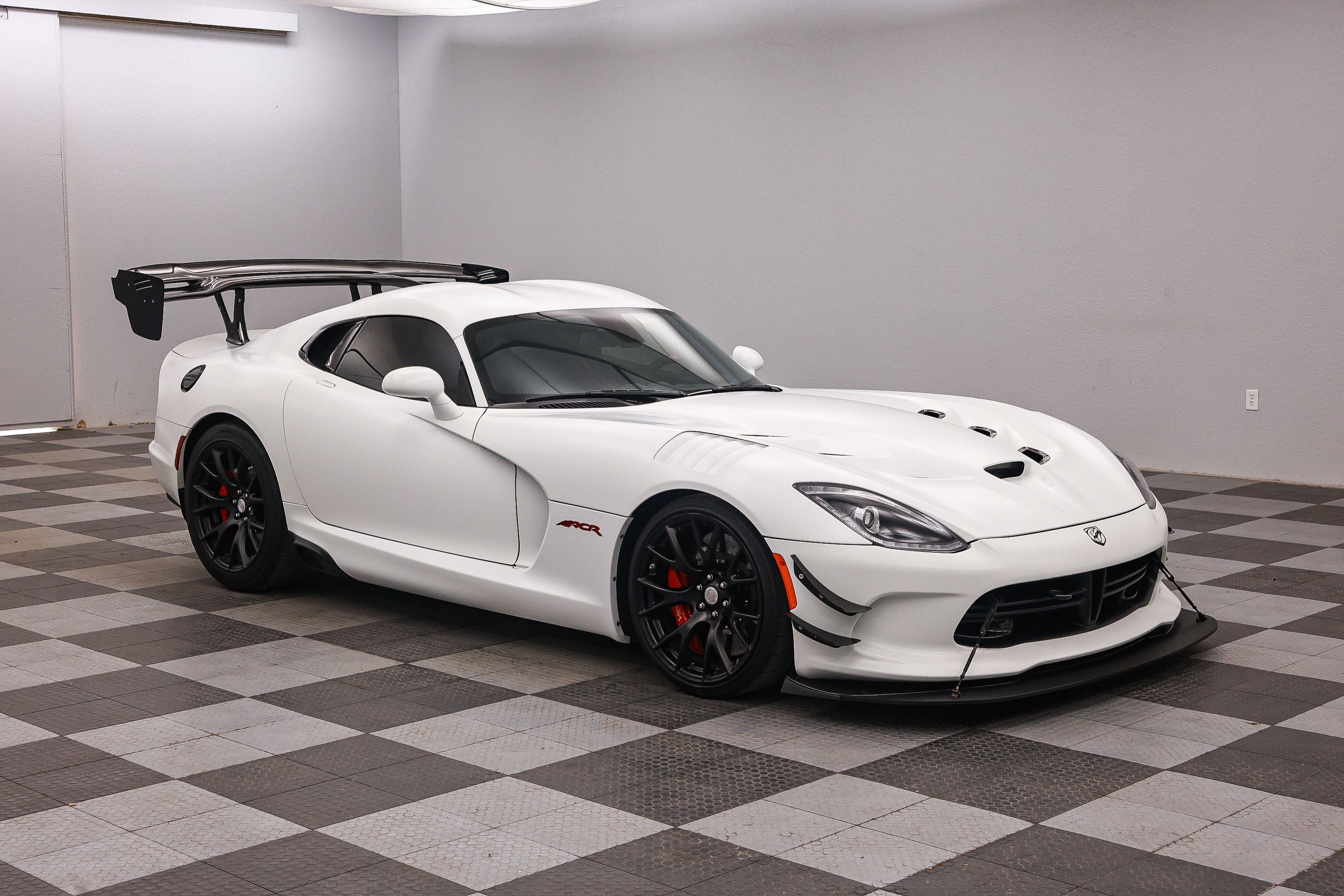 2016 Dodge Viper GTC