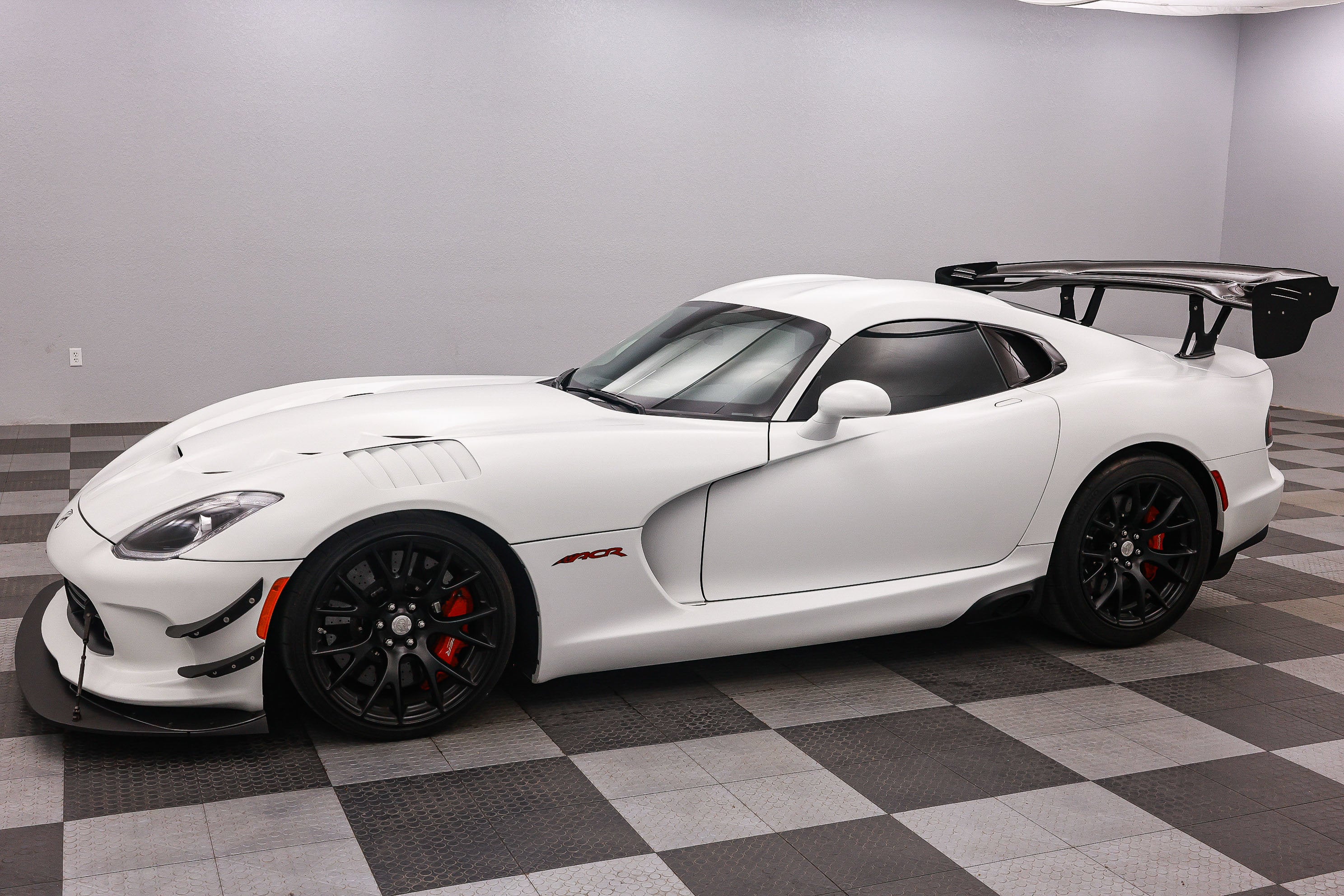 2016 Dodge Viper GTC