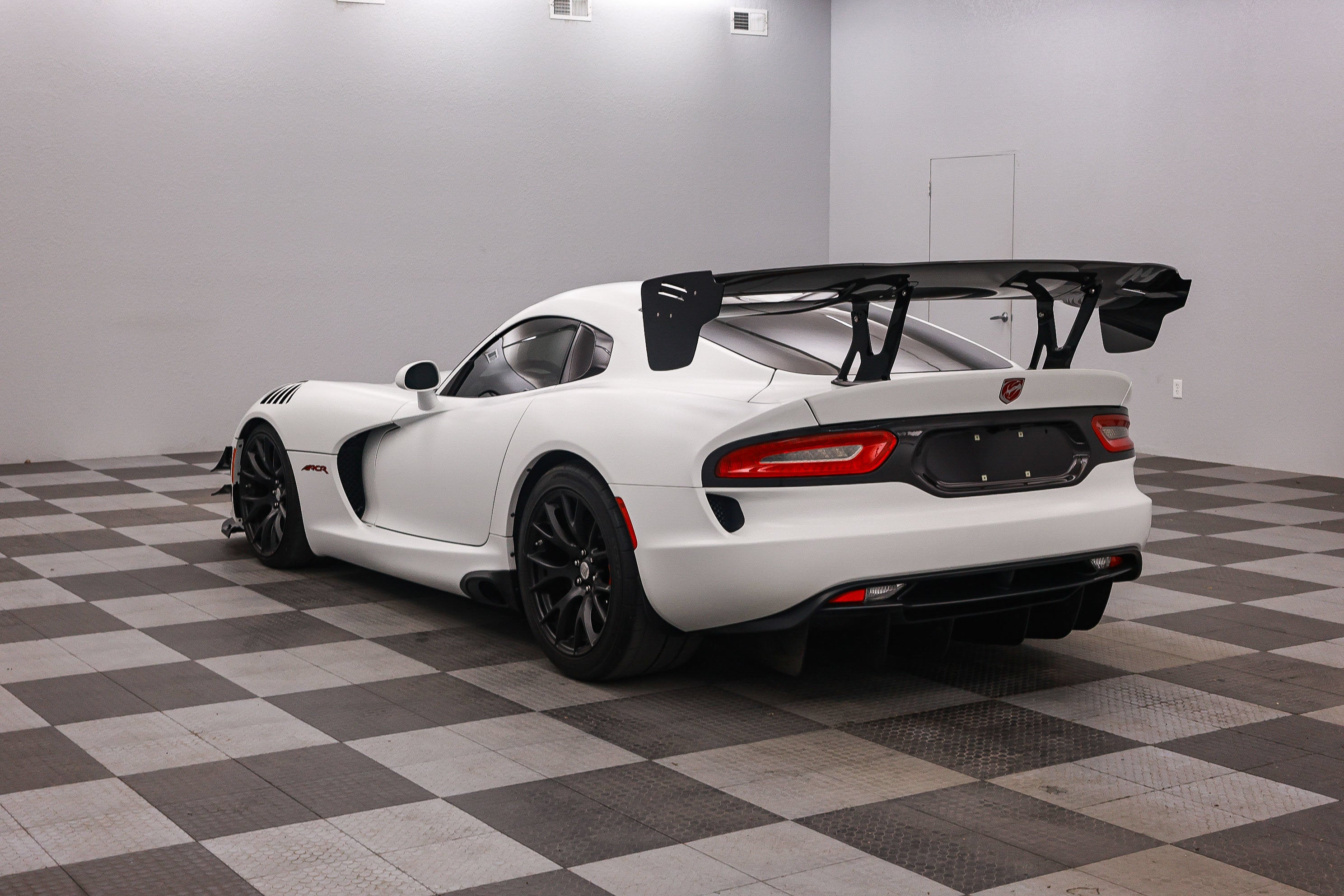 2016 Dodge Viper GTC