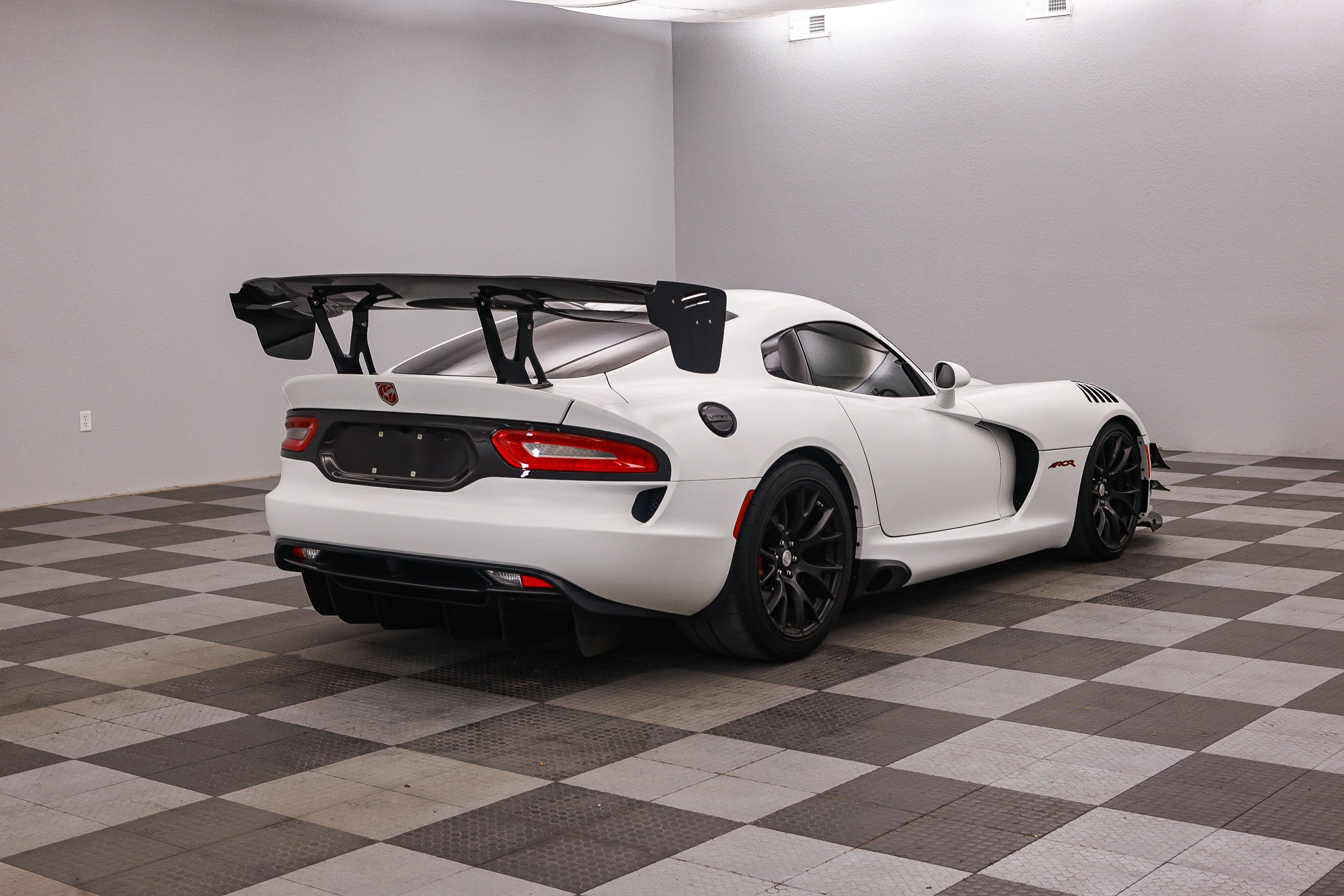 2016 Dodge Viper GTC