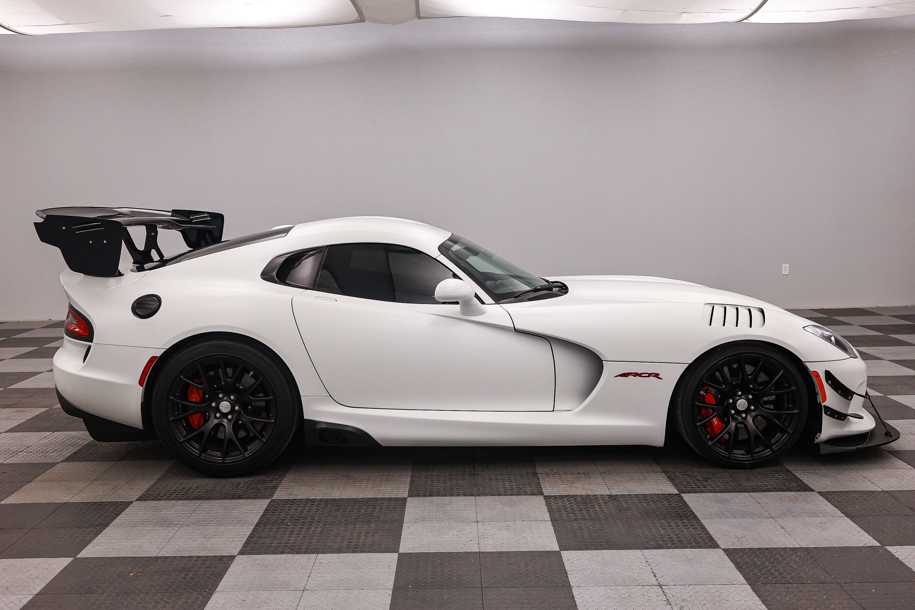 2016 Dodge Viper GTC