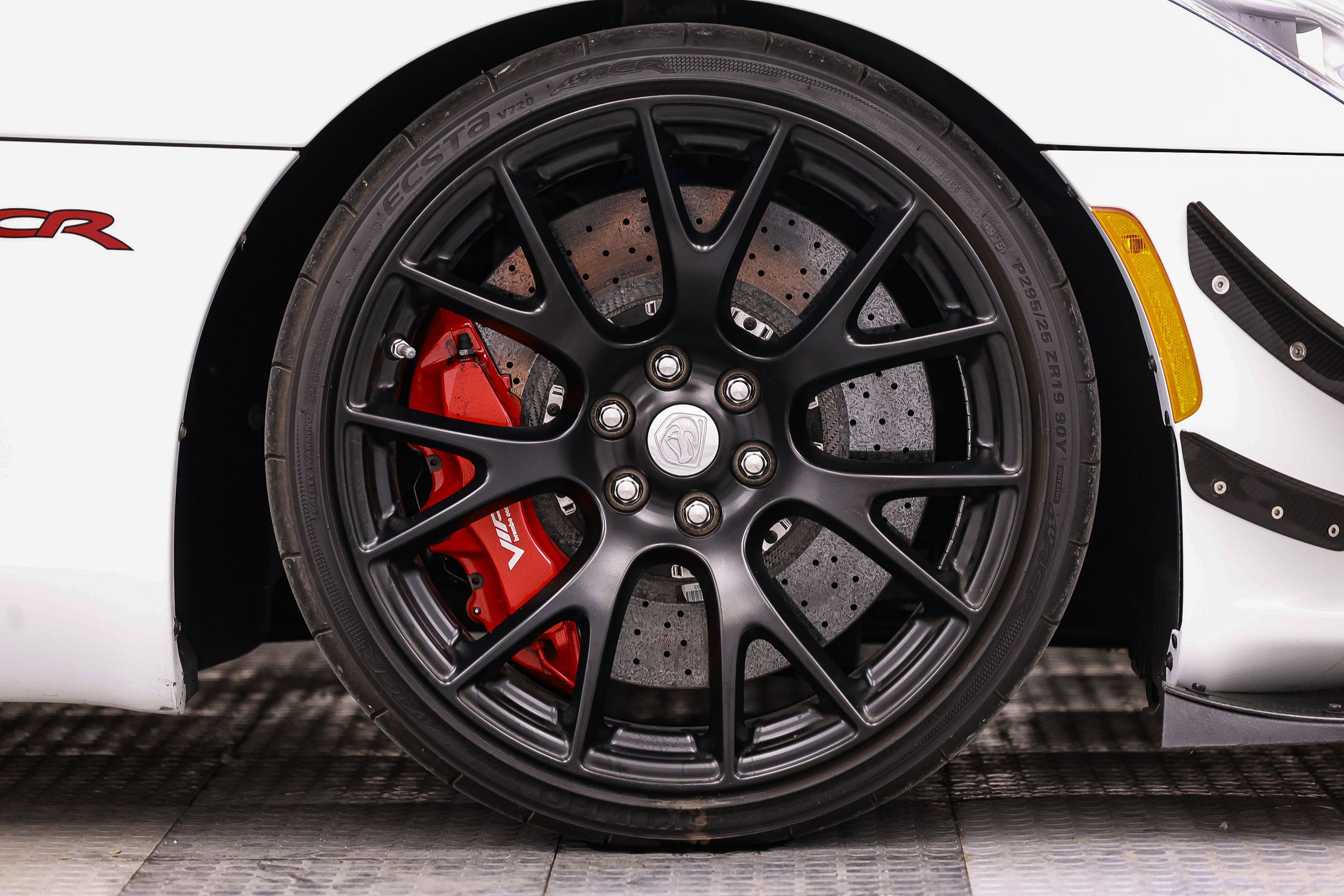 2016 Dodge Viper GTC