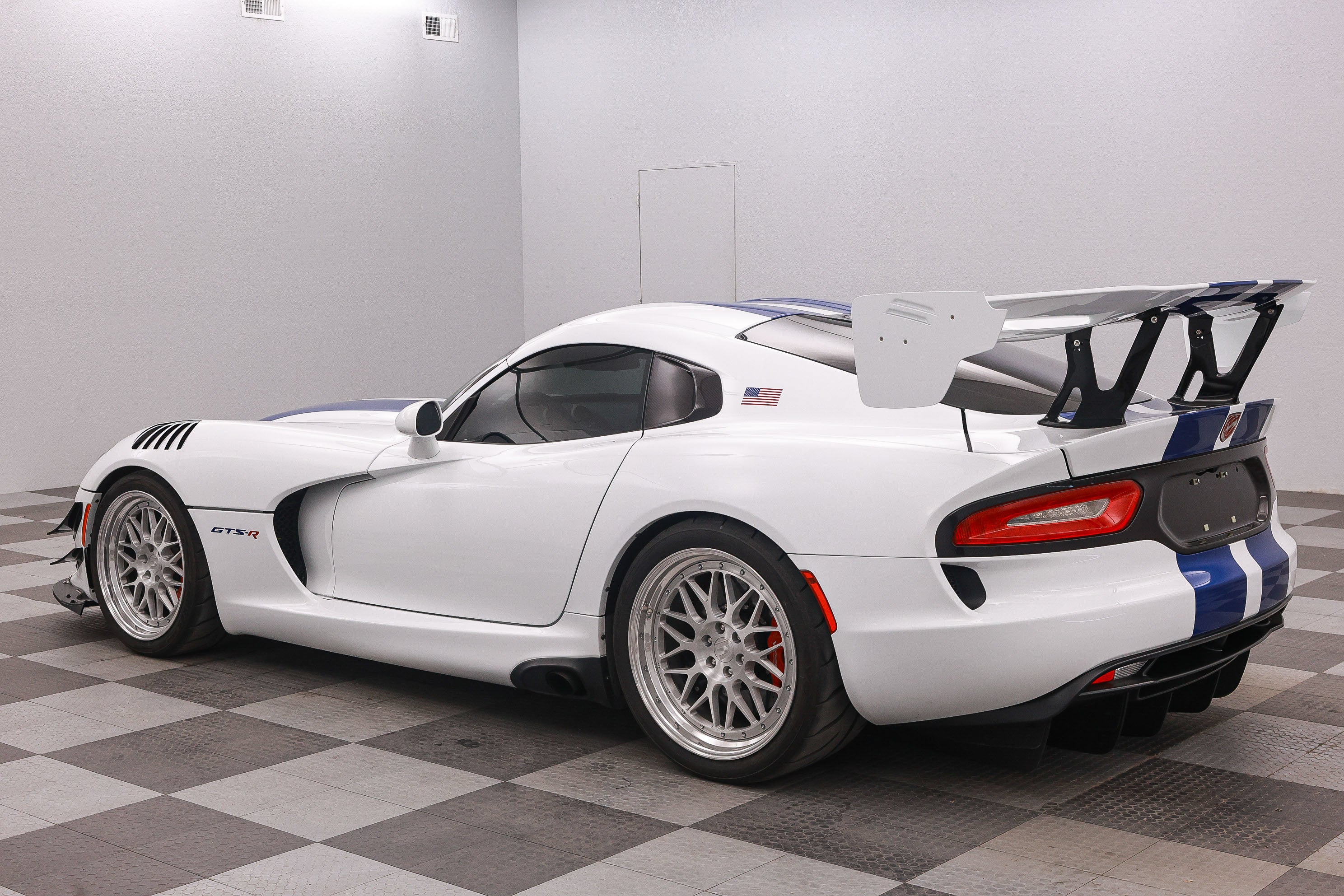2017 Dodge Viper GTC