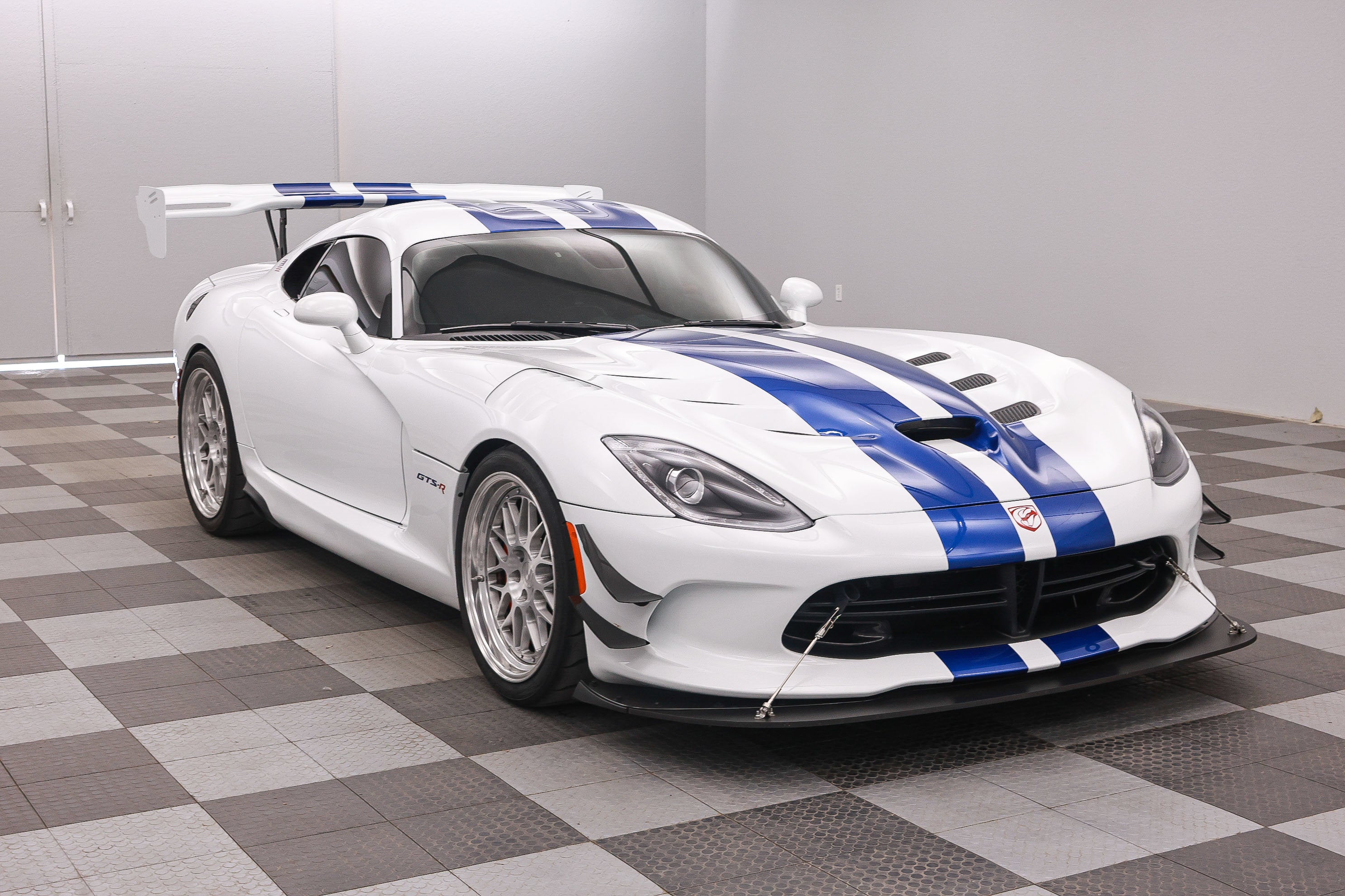 2017 Dodge Viper GTC