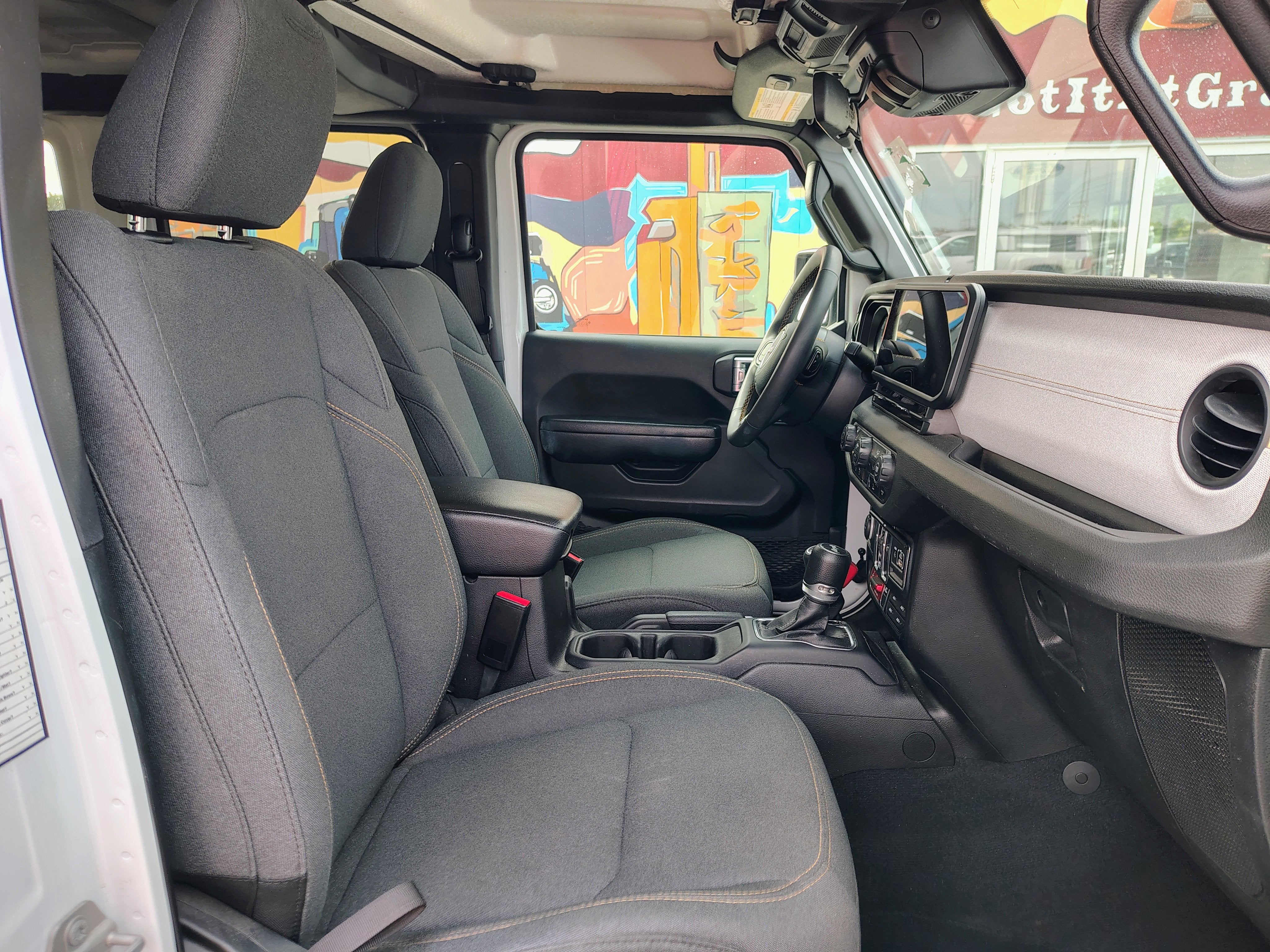 2024 Jeep Wrangler 4-Door Willys 4x4