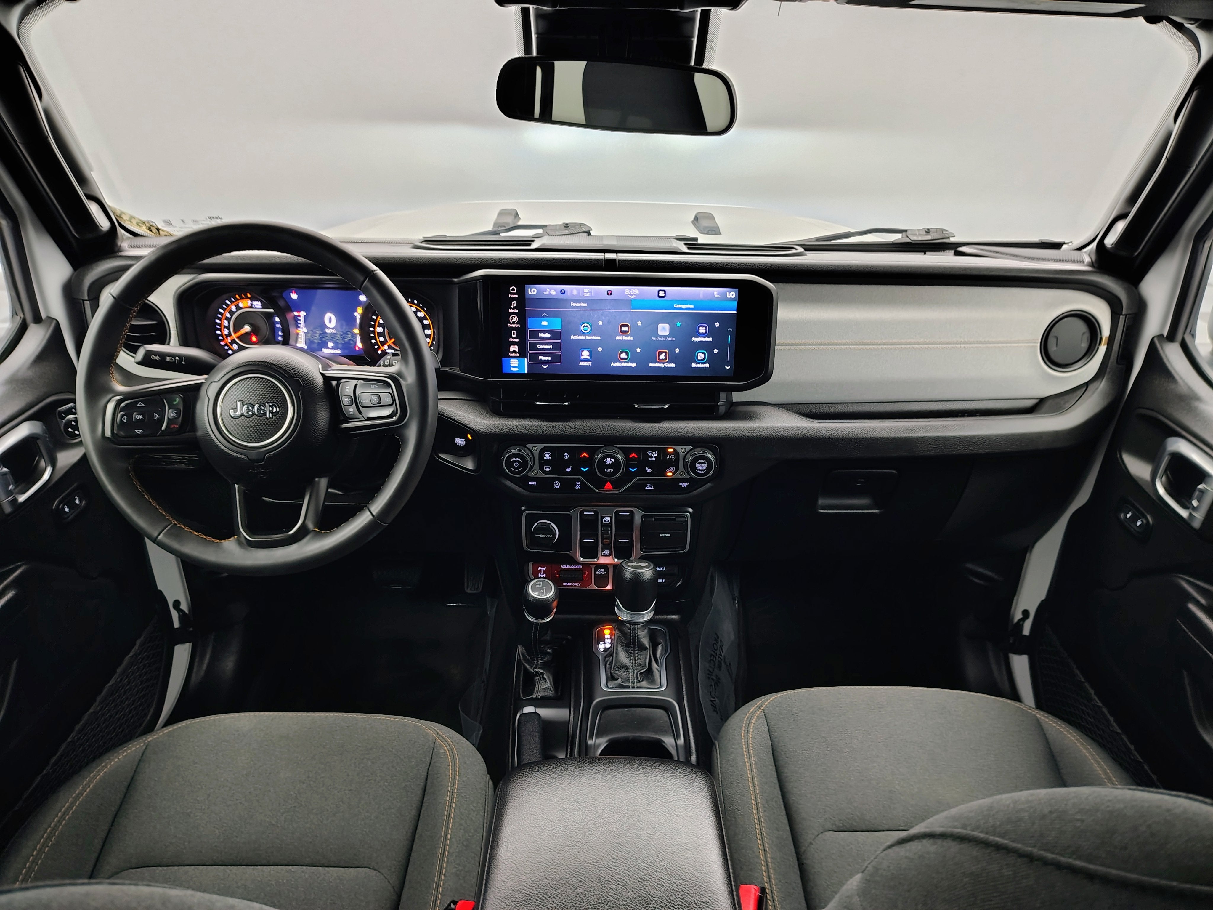 2024 Jeep Wrangler 4-Door Willys 4x4