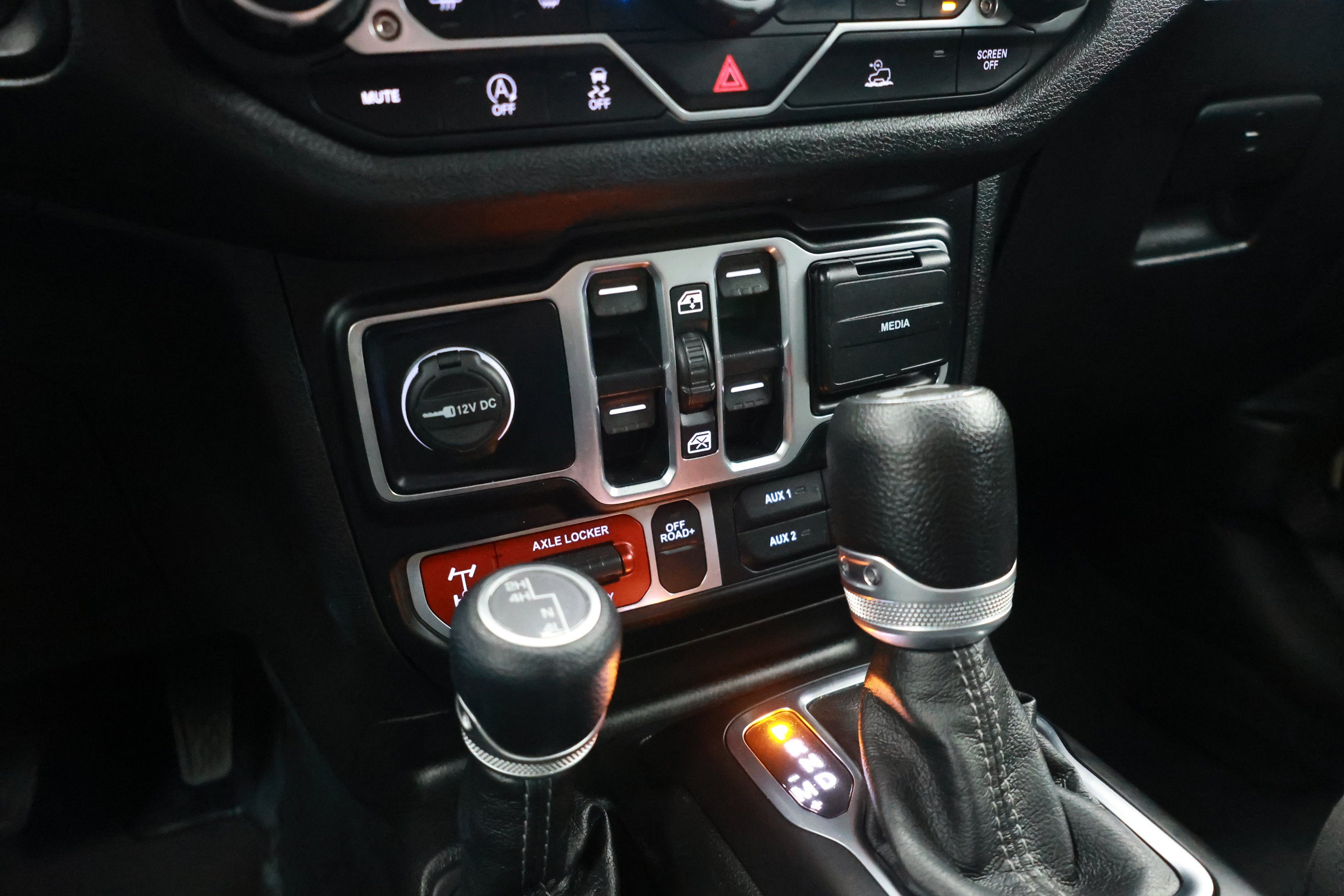 2024 Jeep Wrangler 4-Door Willys 4x4