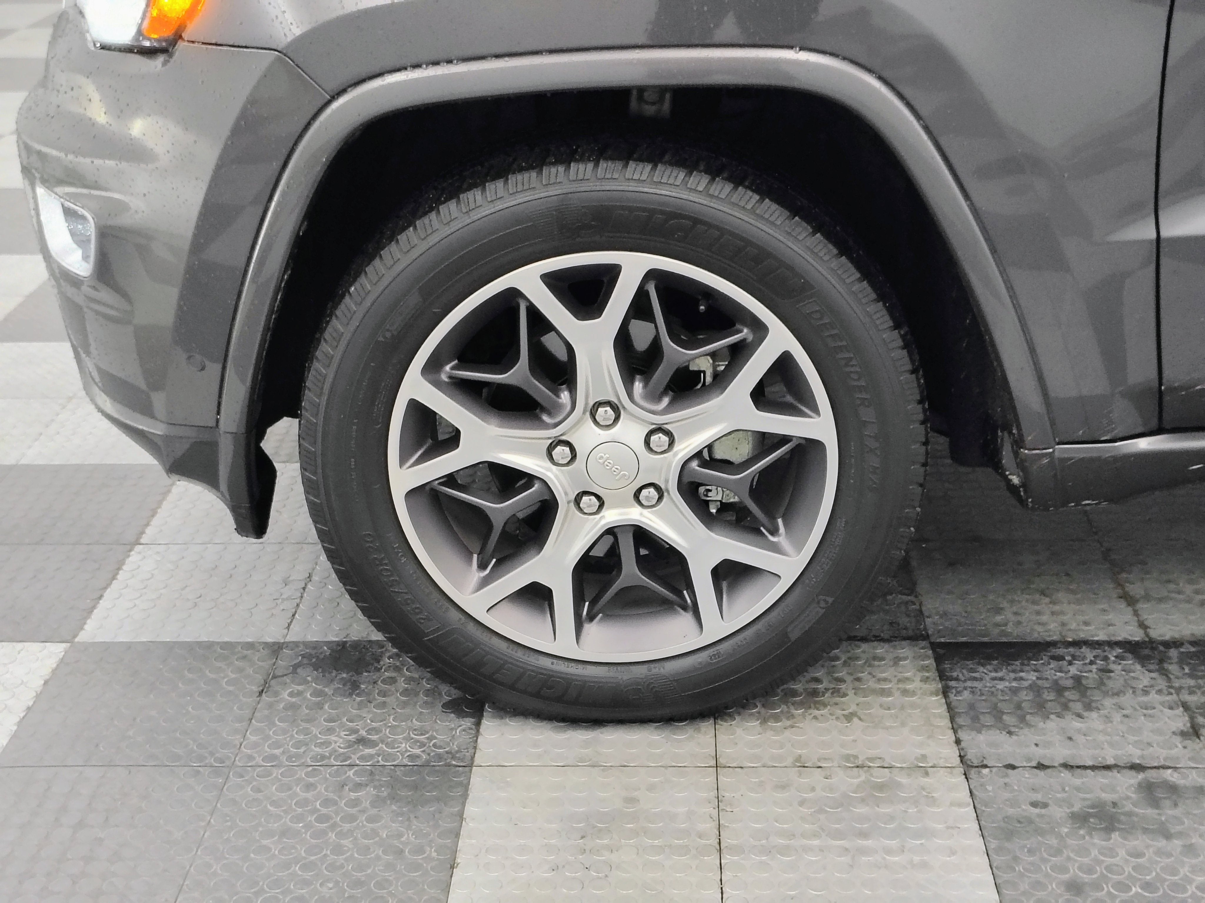 2018 Jeep Grand Cherokee Sterling Edition
