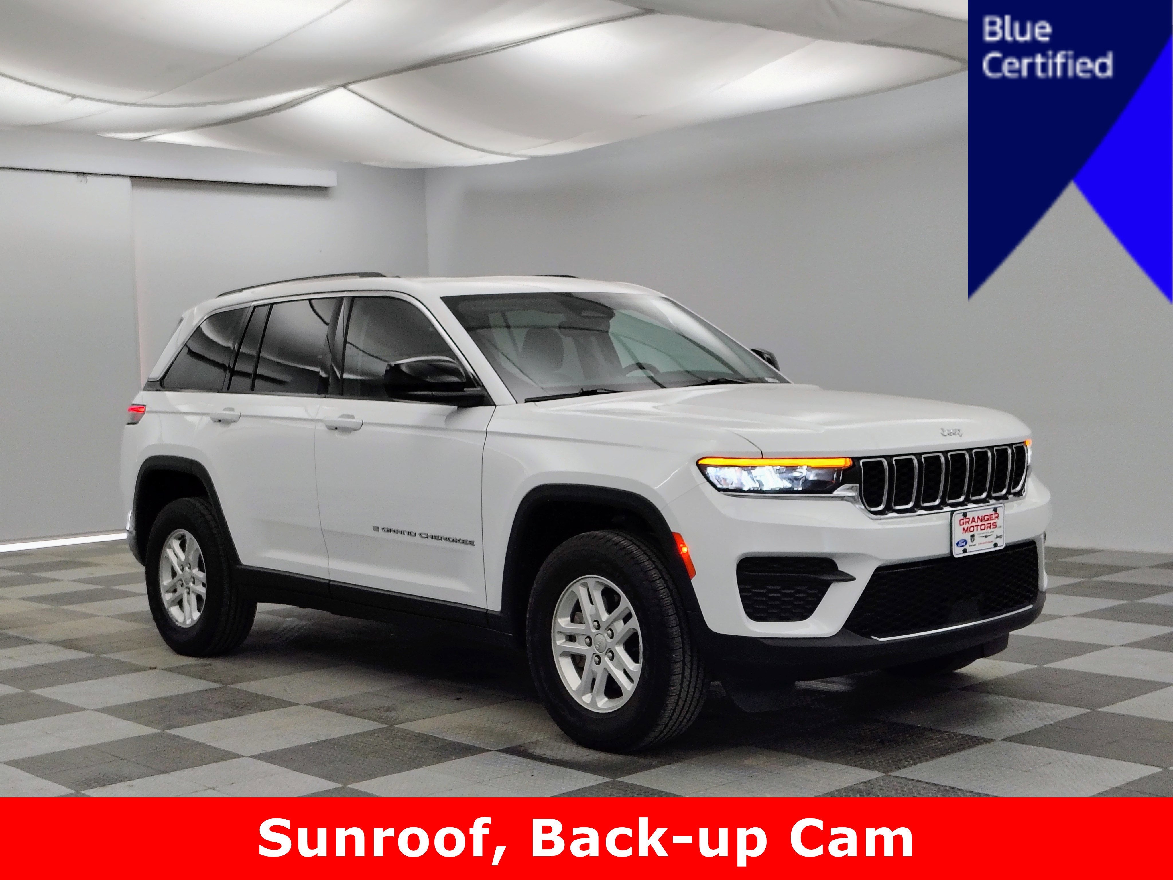 2023 Jeep Grand Cherokee Laredo 4x4