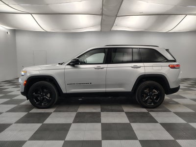 2023 Jeep Grand Cherokee Laredo