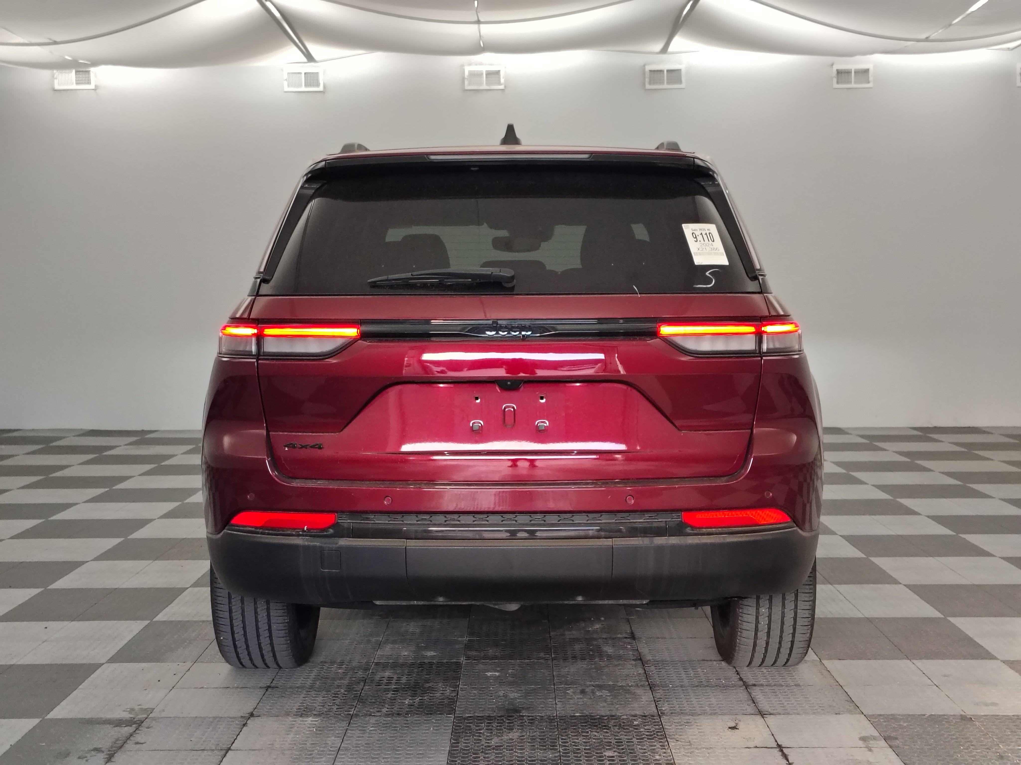 2024 Jeep Grand Cherokee Laredo