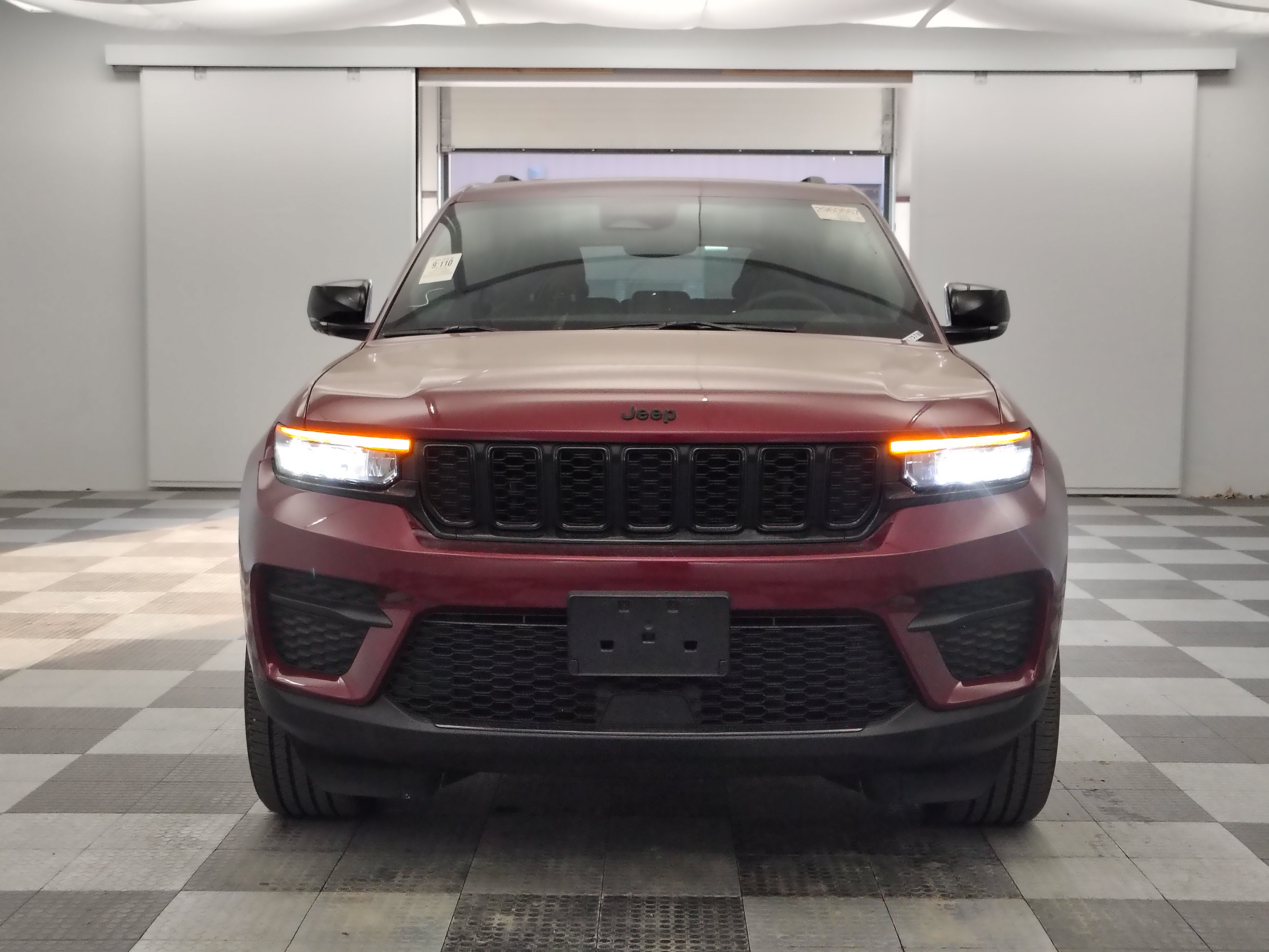 2024 Jeep Grand Cherokee Laredo