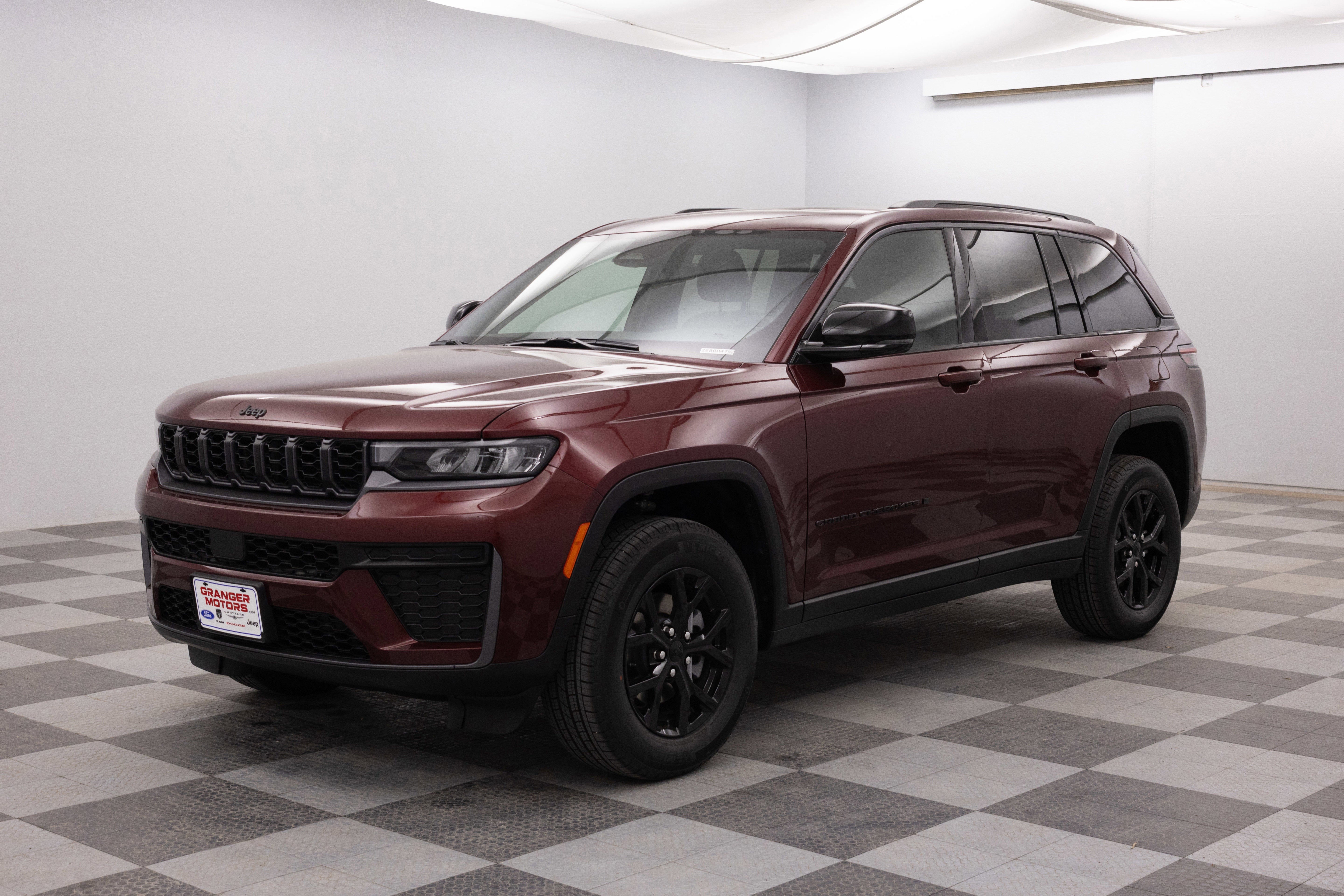 2026 Jeep Grand Cherokee GRAND CHEROKEE LAREDO ALTITUDE 4X4