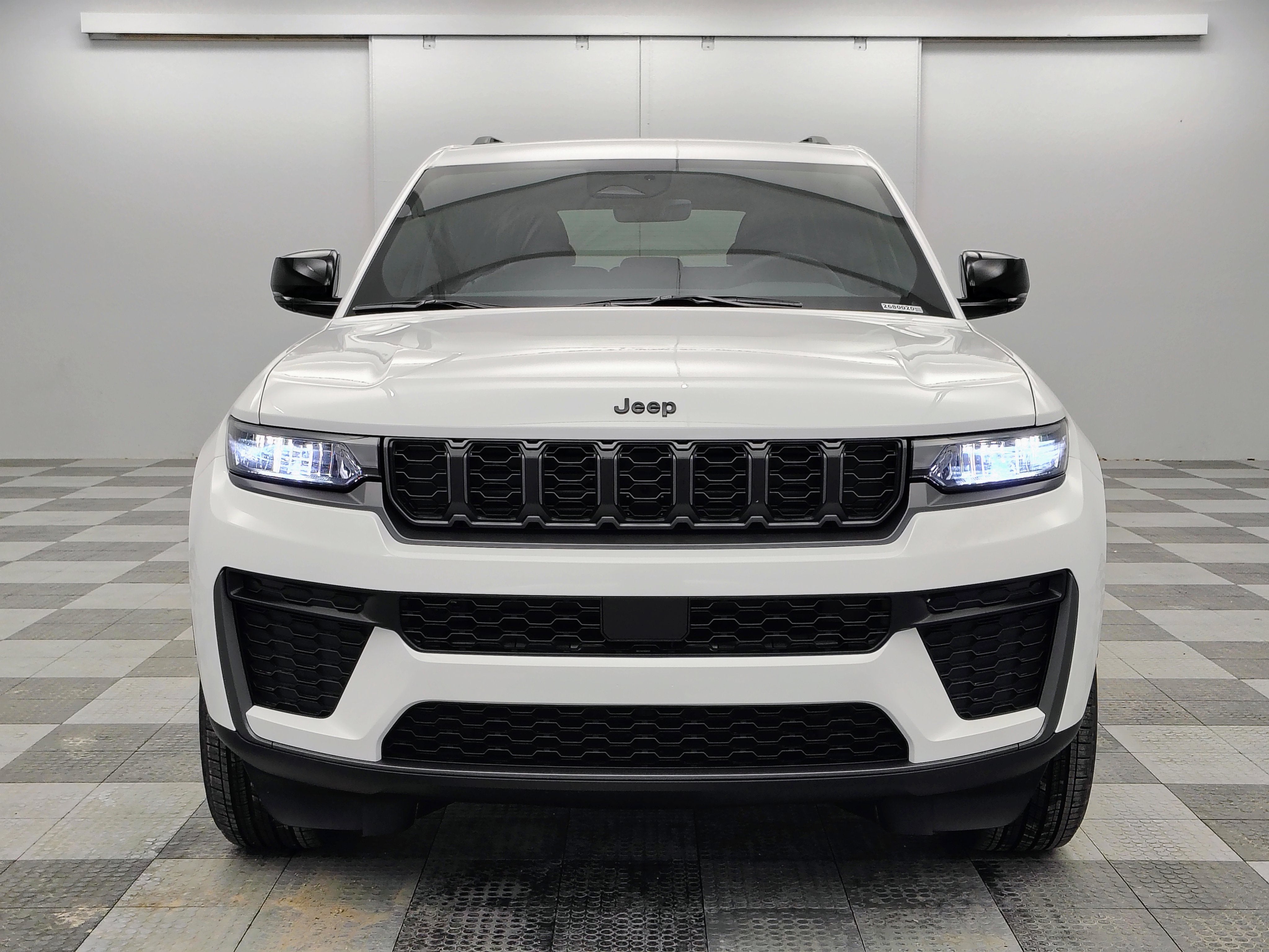 2026 Jeep Grand Cherokee GRAND CHEROKEE LAREDO ALTITUDE 4X4