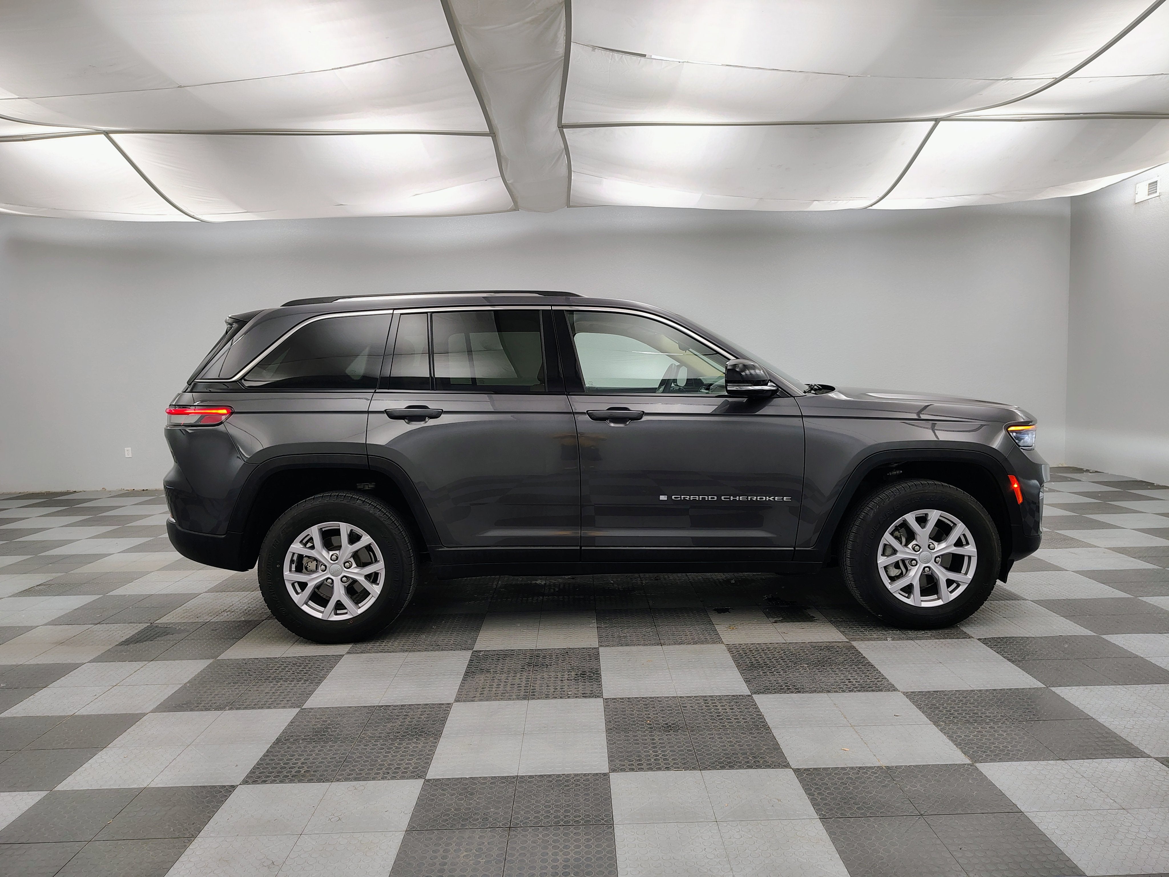 2022 Jeep Grand Cherokee Limited 4x4