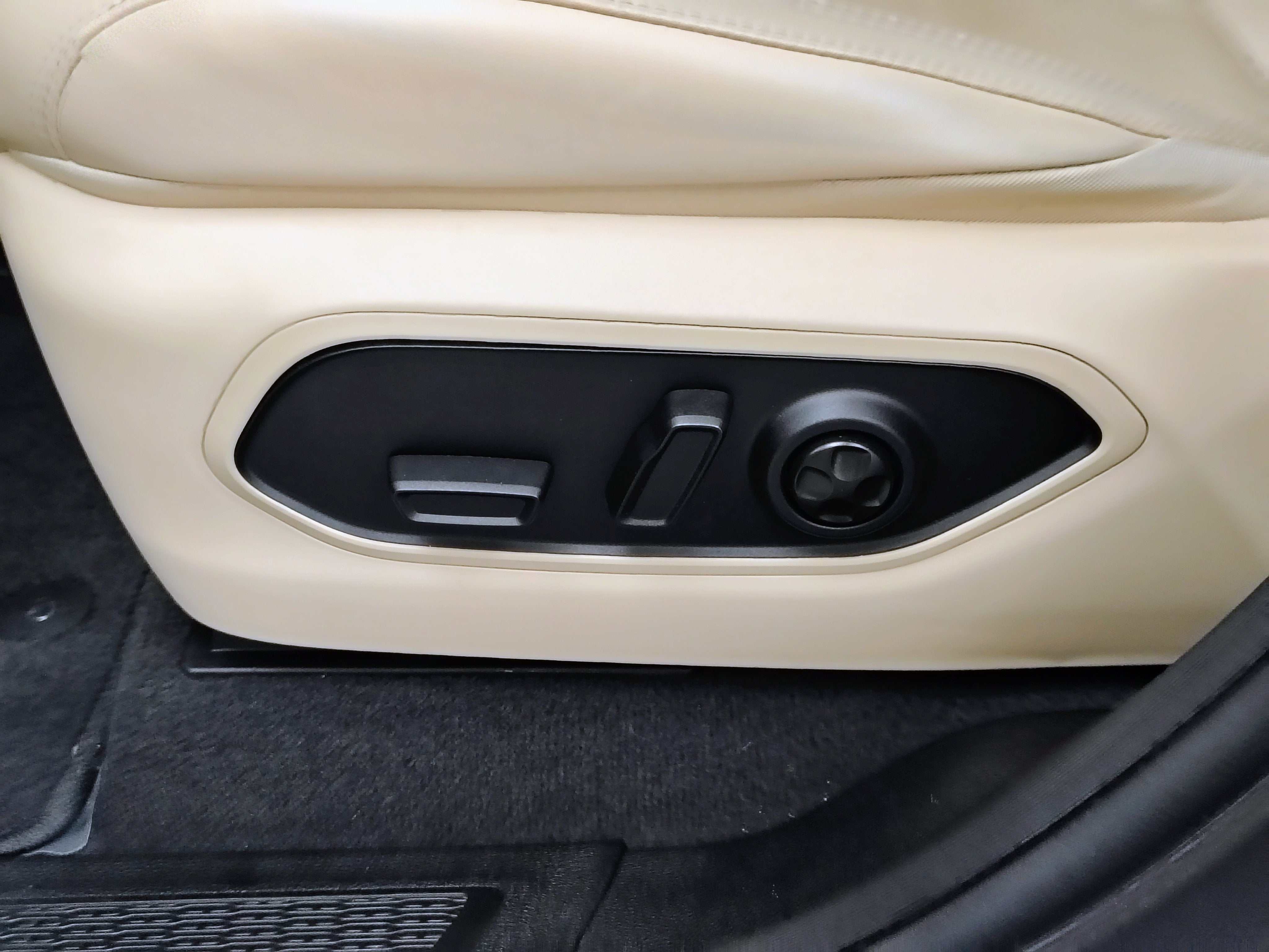2022 Jeep Grand Cherokee Limited 4x4