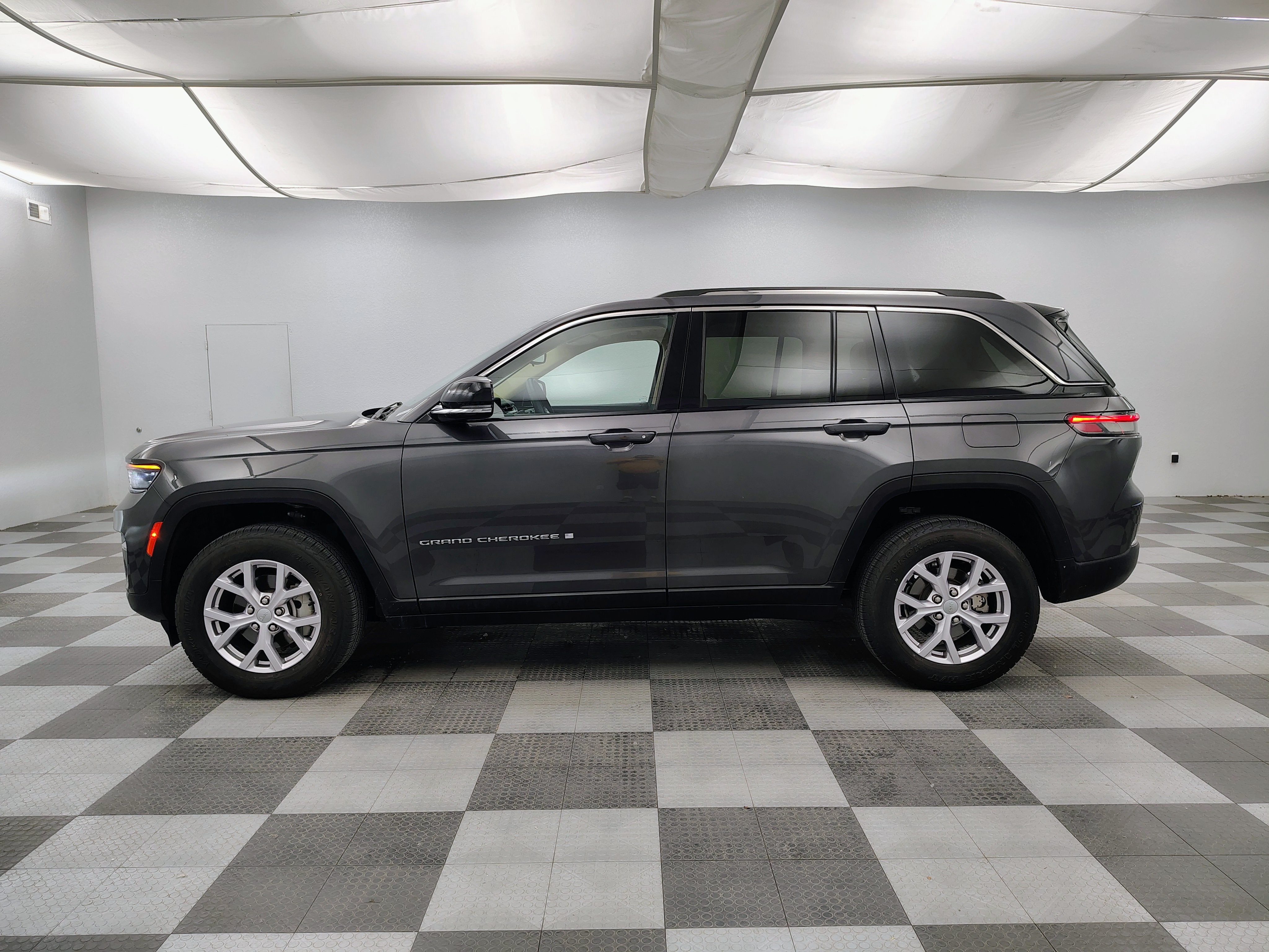 2022 Jeep Grand Cherokee Limited 4x4