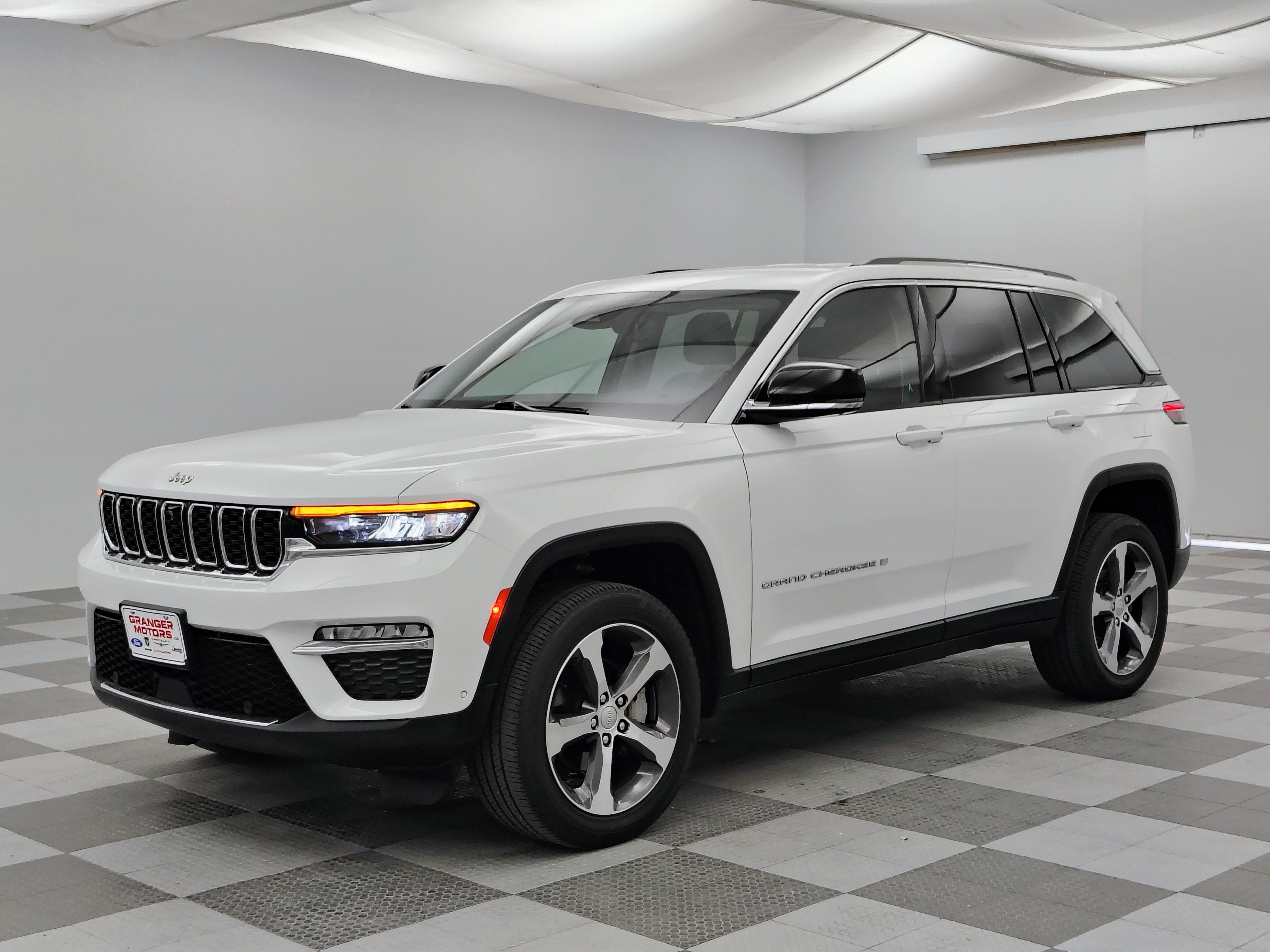 2023 Jeep Grand Cherokee Limited 4x4