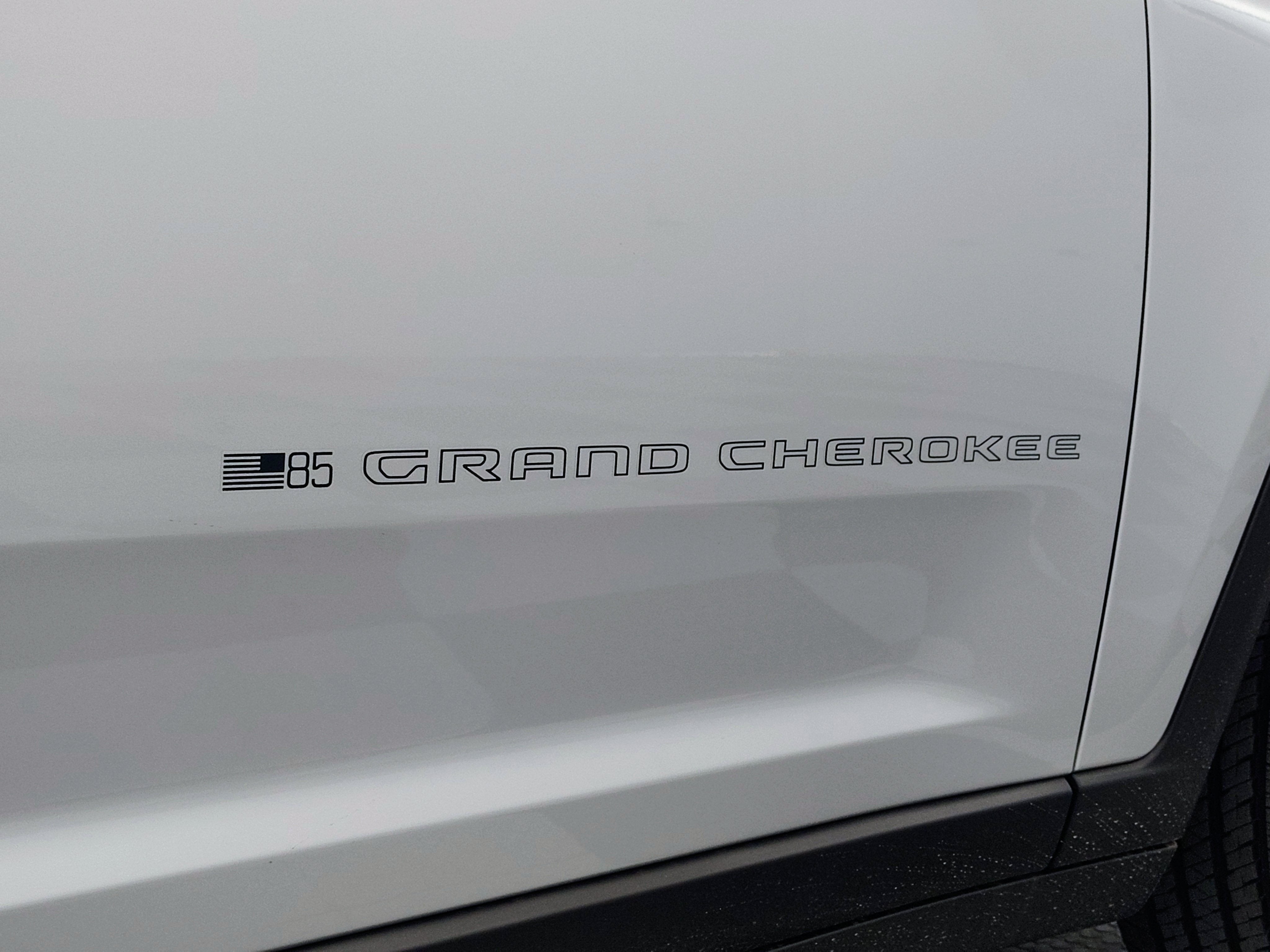2026 Jeep Grand Cherokee 85th Anniversary Edition