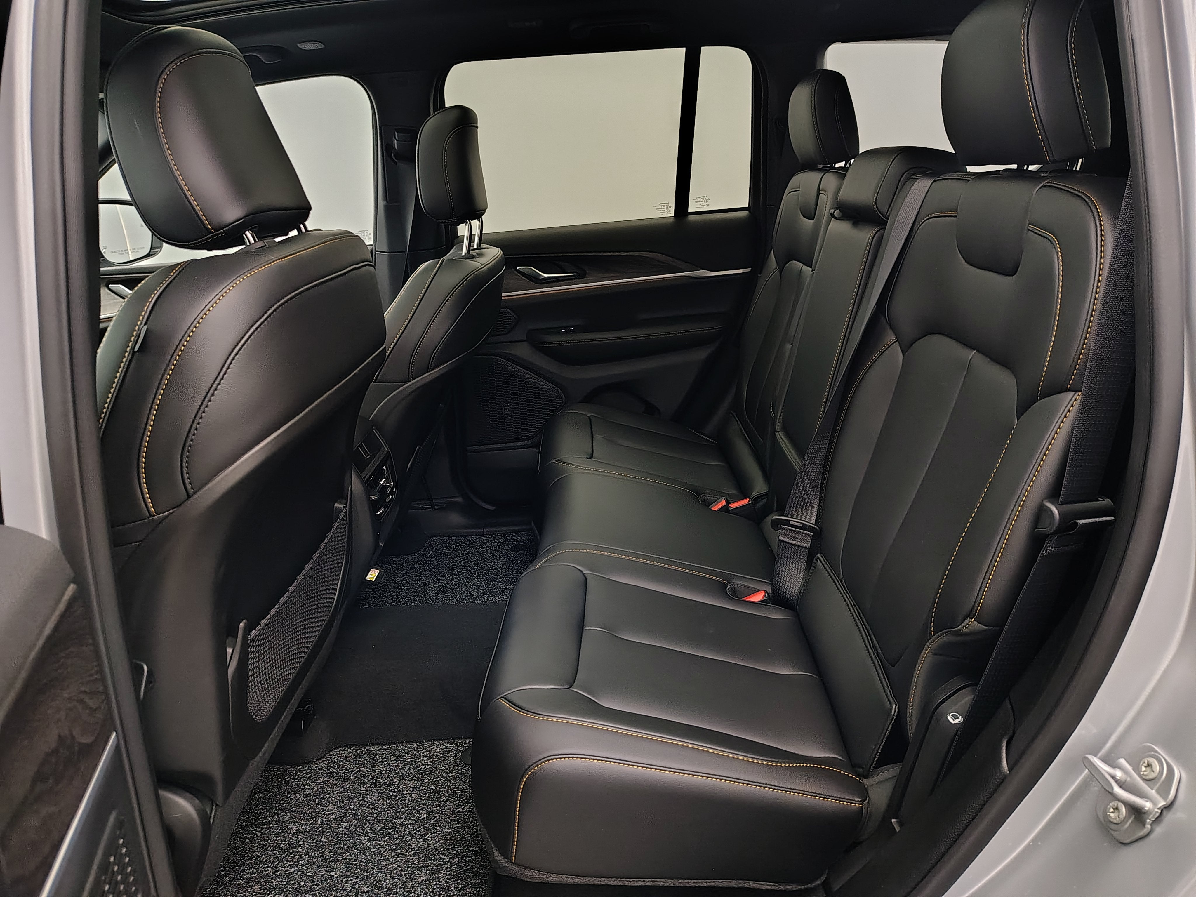 2026 Jeep Grand Cherokee 85th Anniversary Edition