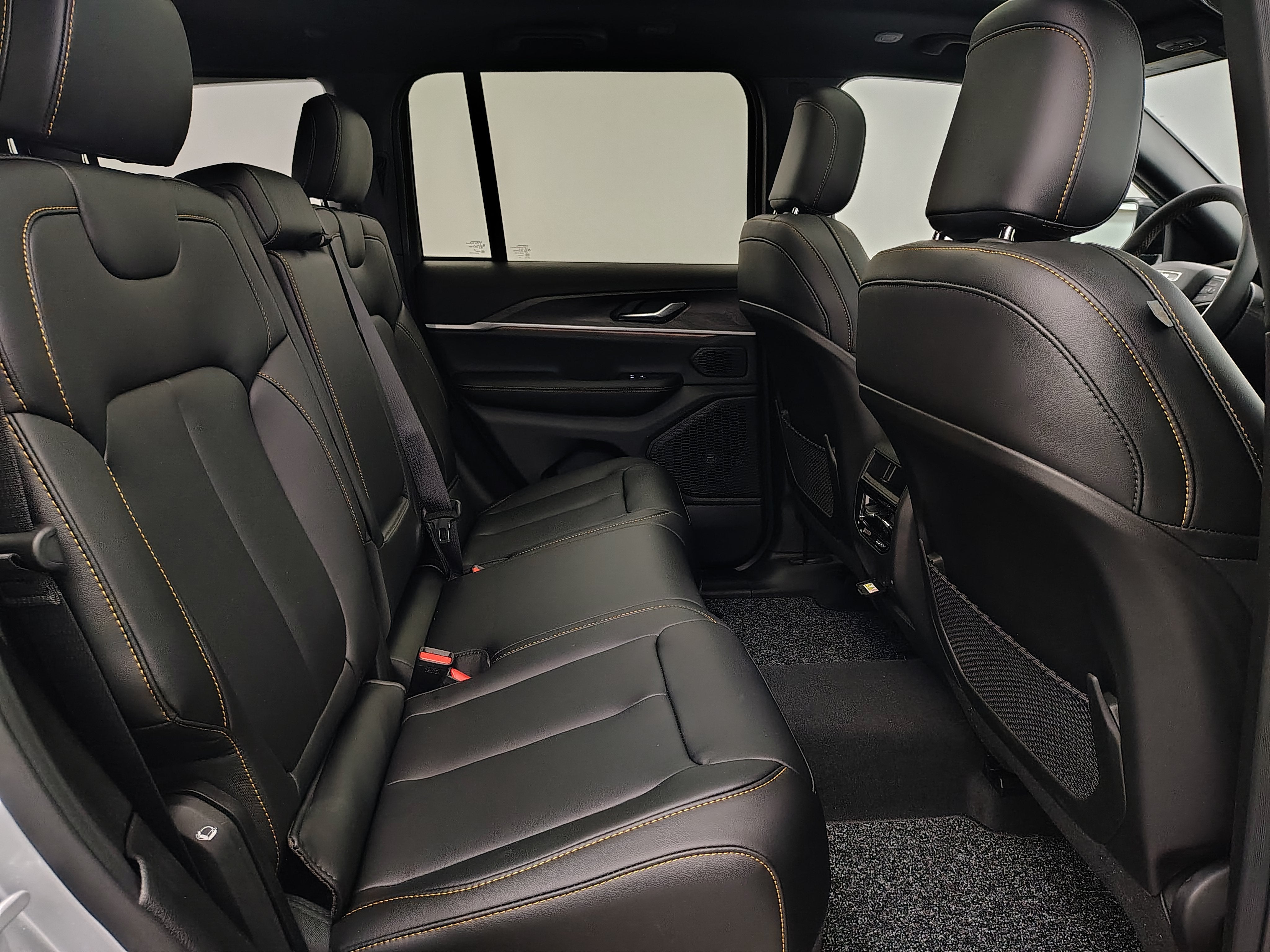 2026 Jeep Grand Cherokee 85th Anniversary Edition