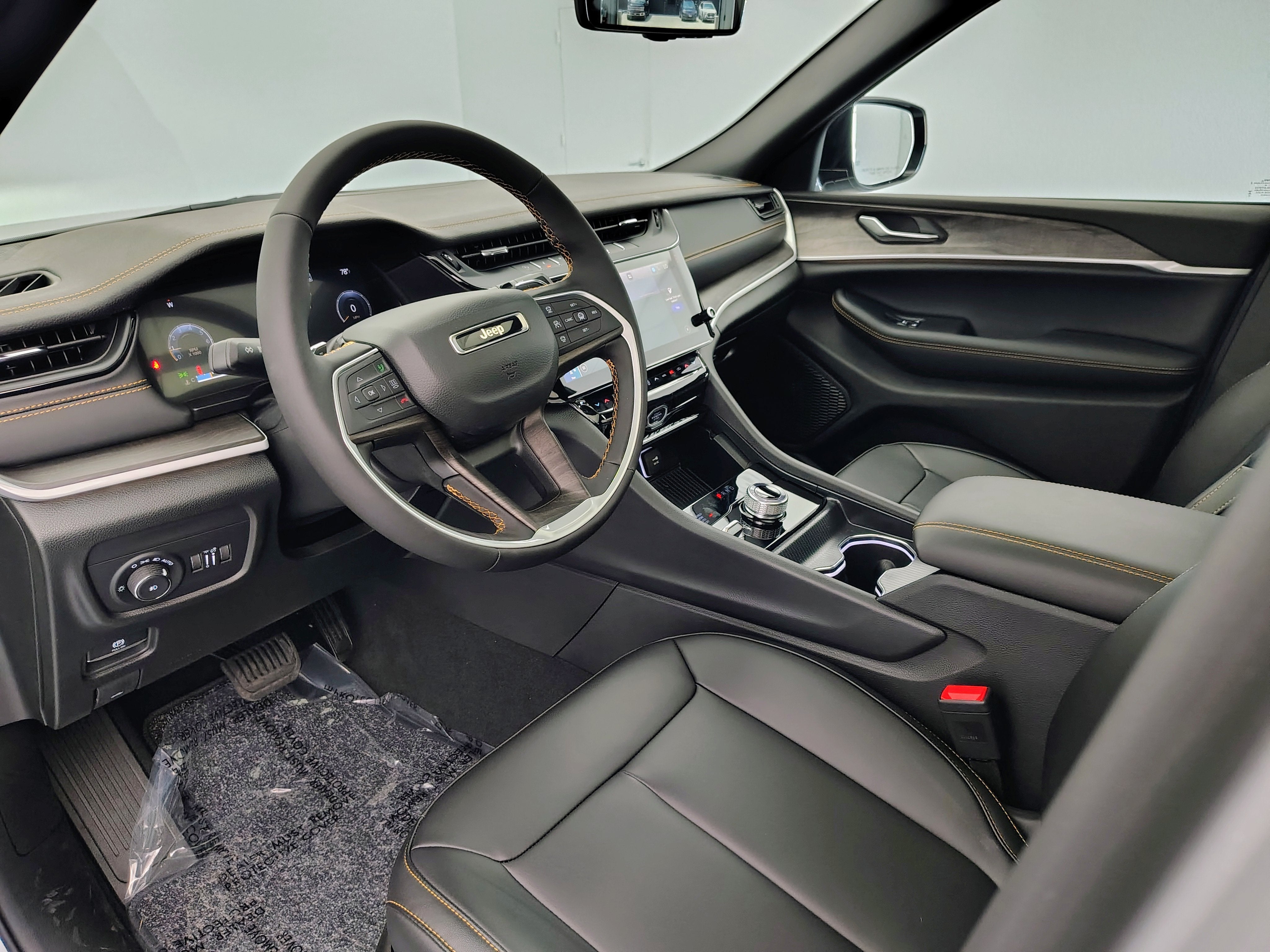 2026 Jeep Grand Cherokee 85th Anniversary Edition