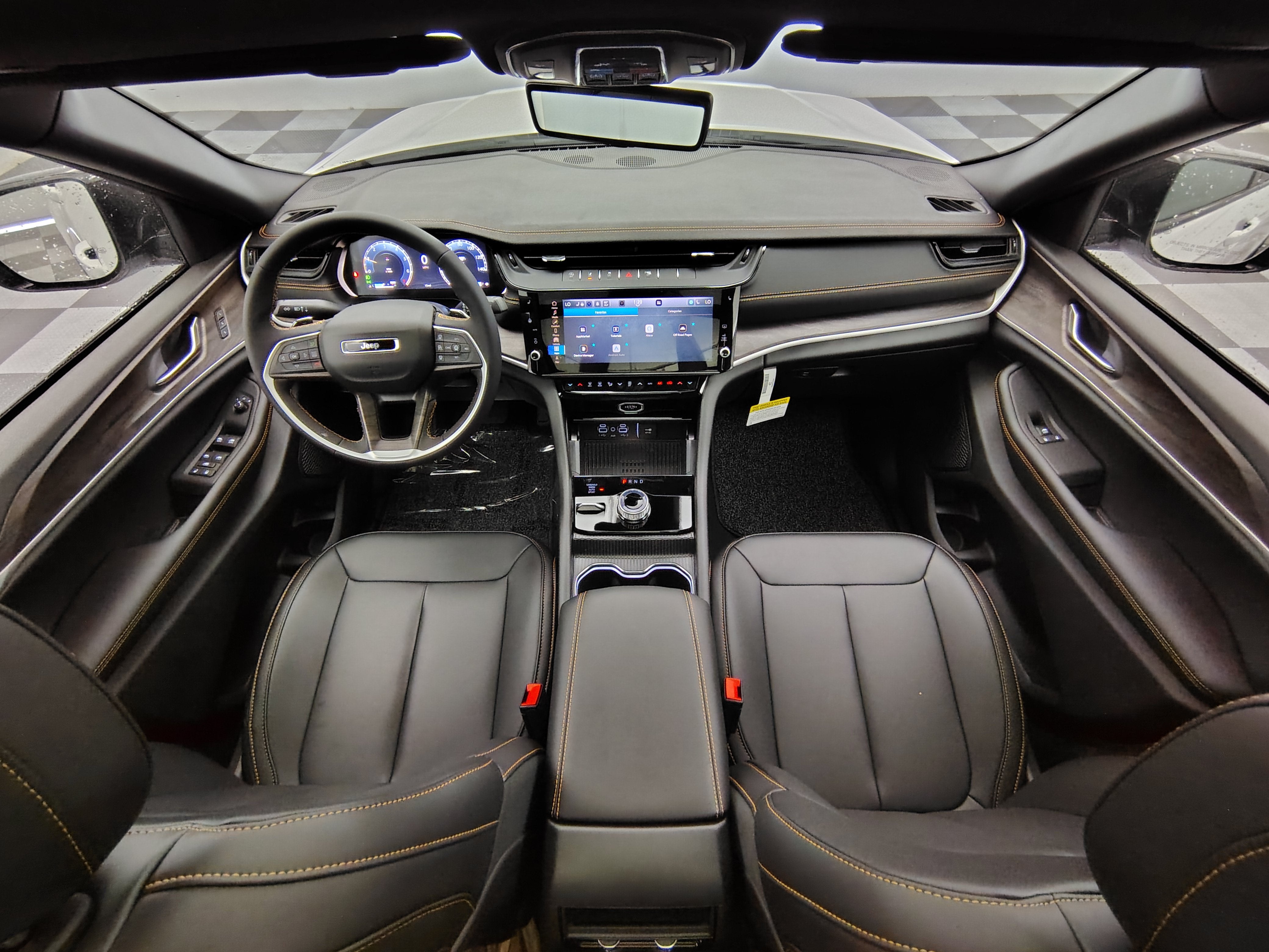 2026 Jeep Grand Cherokee 85th Anniversary Edition