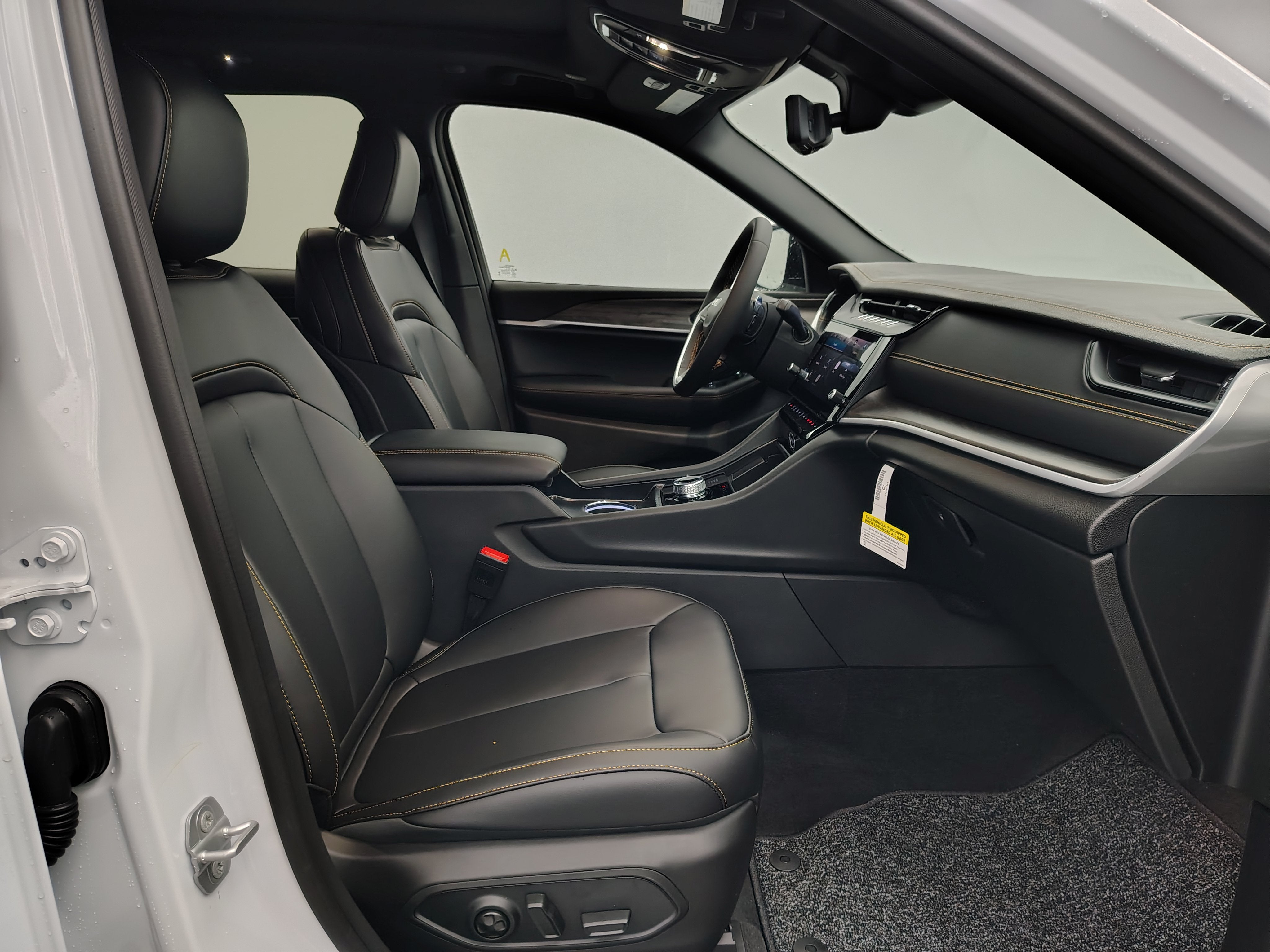 2026 Jeep Grand Cherokee 85th Anniversary Edition