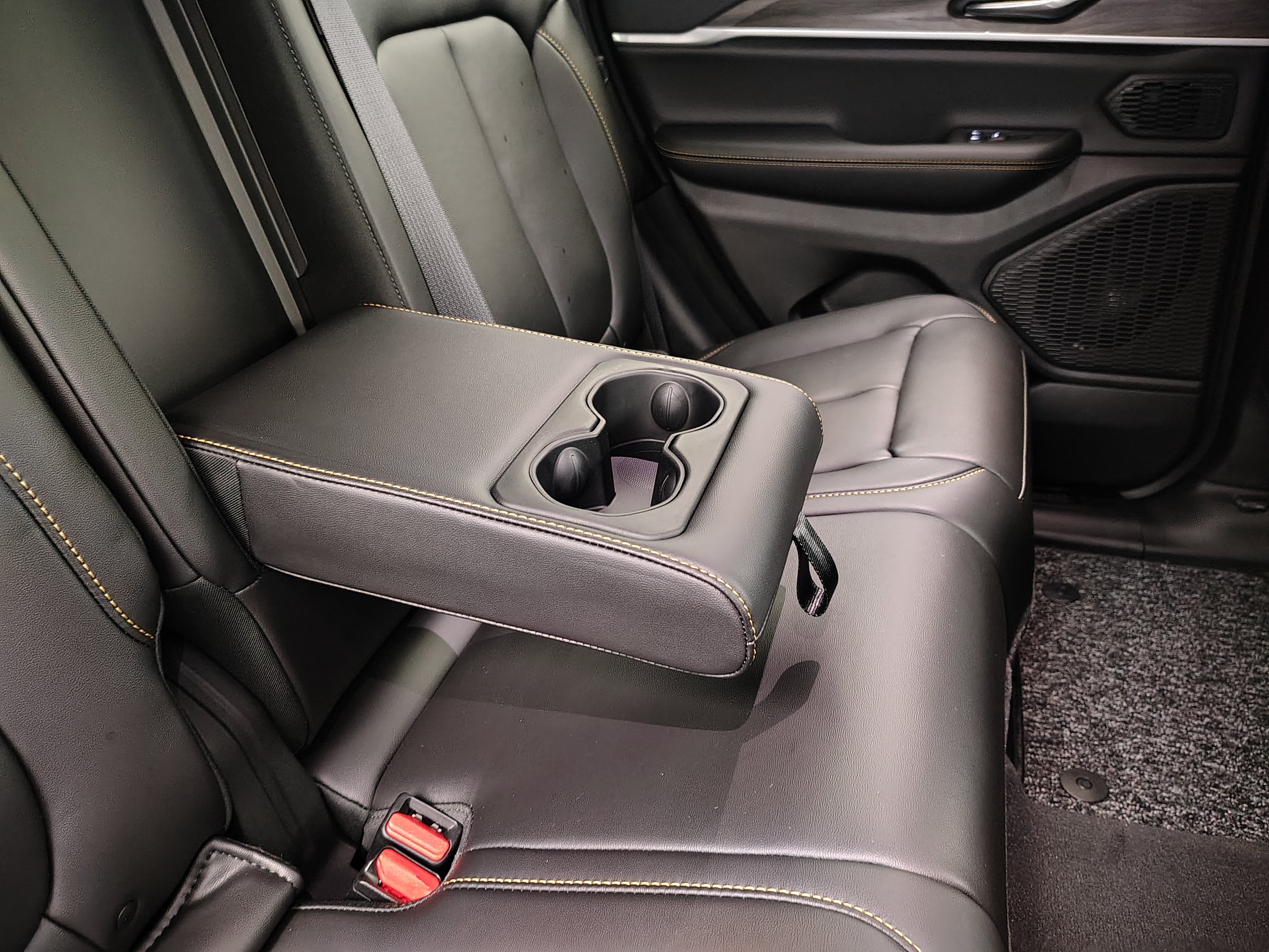 2026 Jeep Grand Cherokee 85th Anniversary Edition