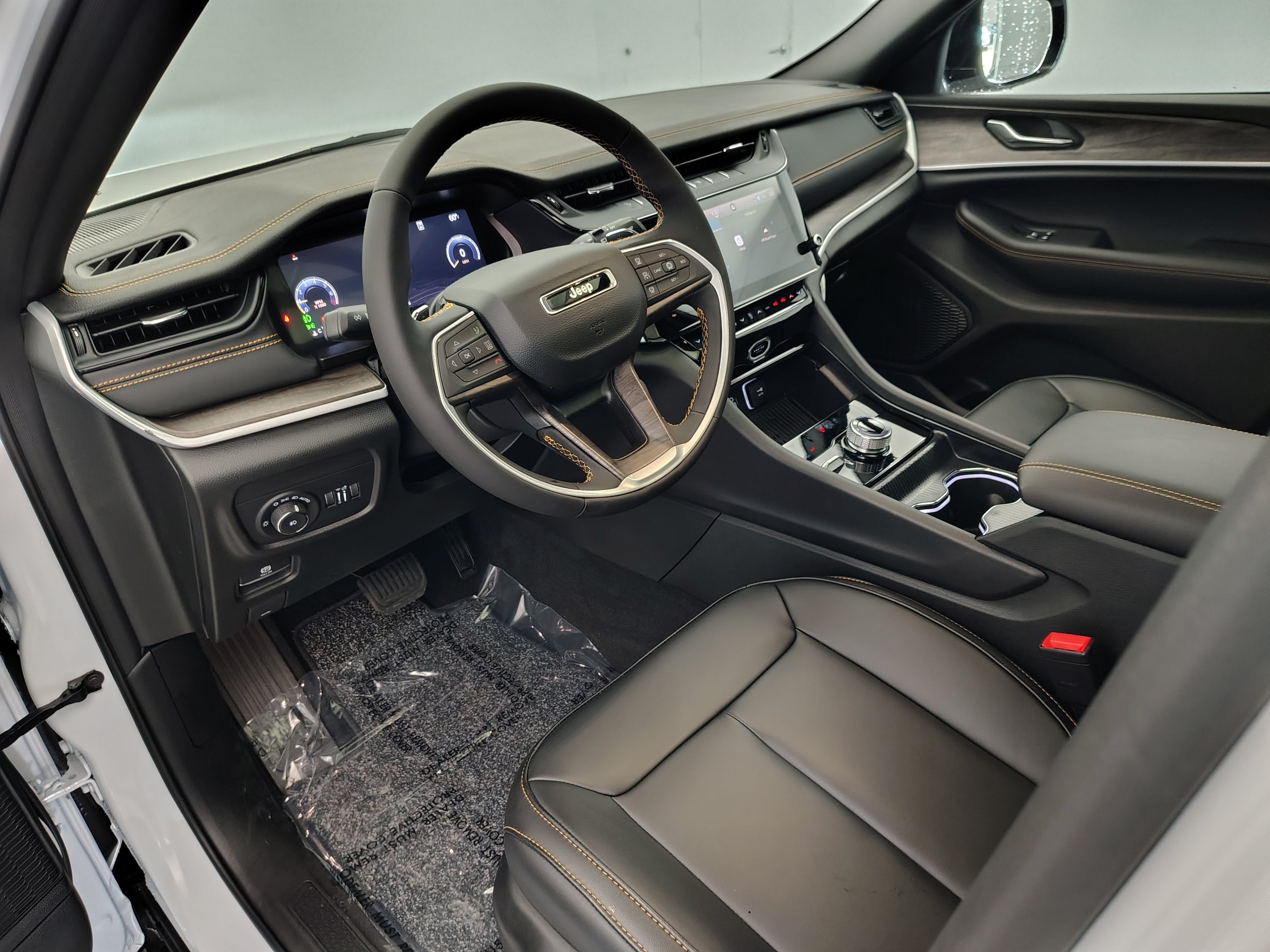 2026 Jeep Grand Cherokee 85th Anniversary Edition