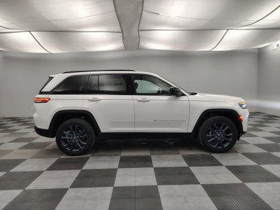 2026 Jeep Grand Cherokee 85th Anniversary Edition