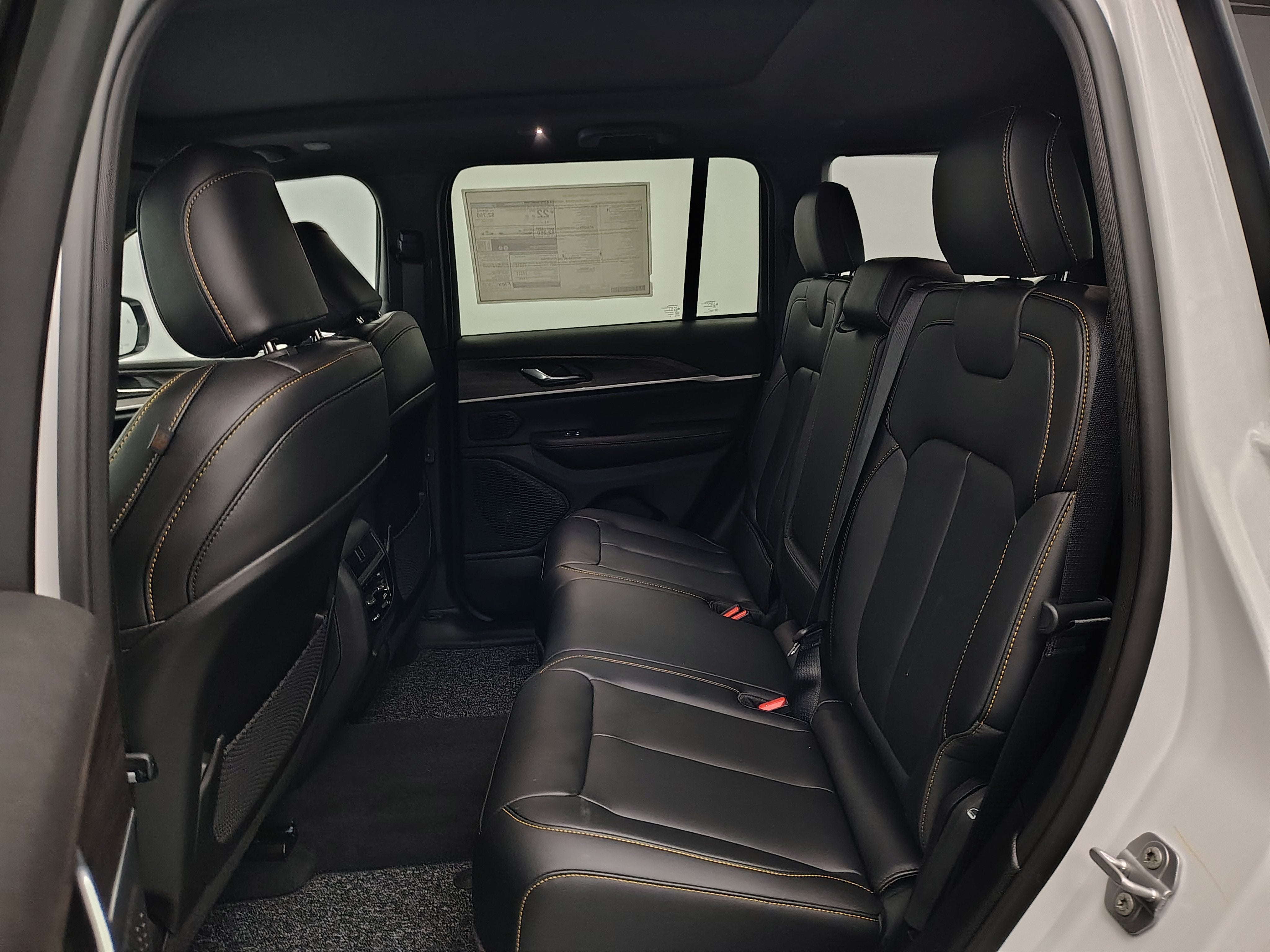 2026 Jeep Grand Cherokee 85th Anniversary Edition