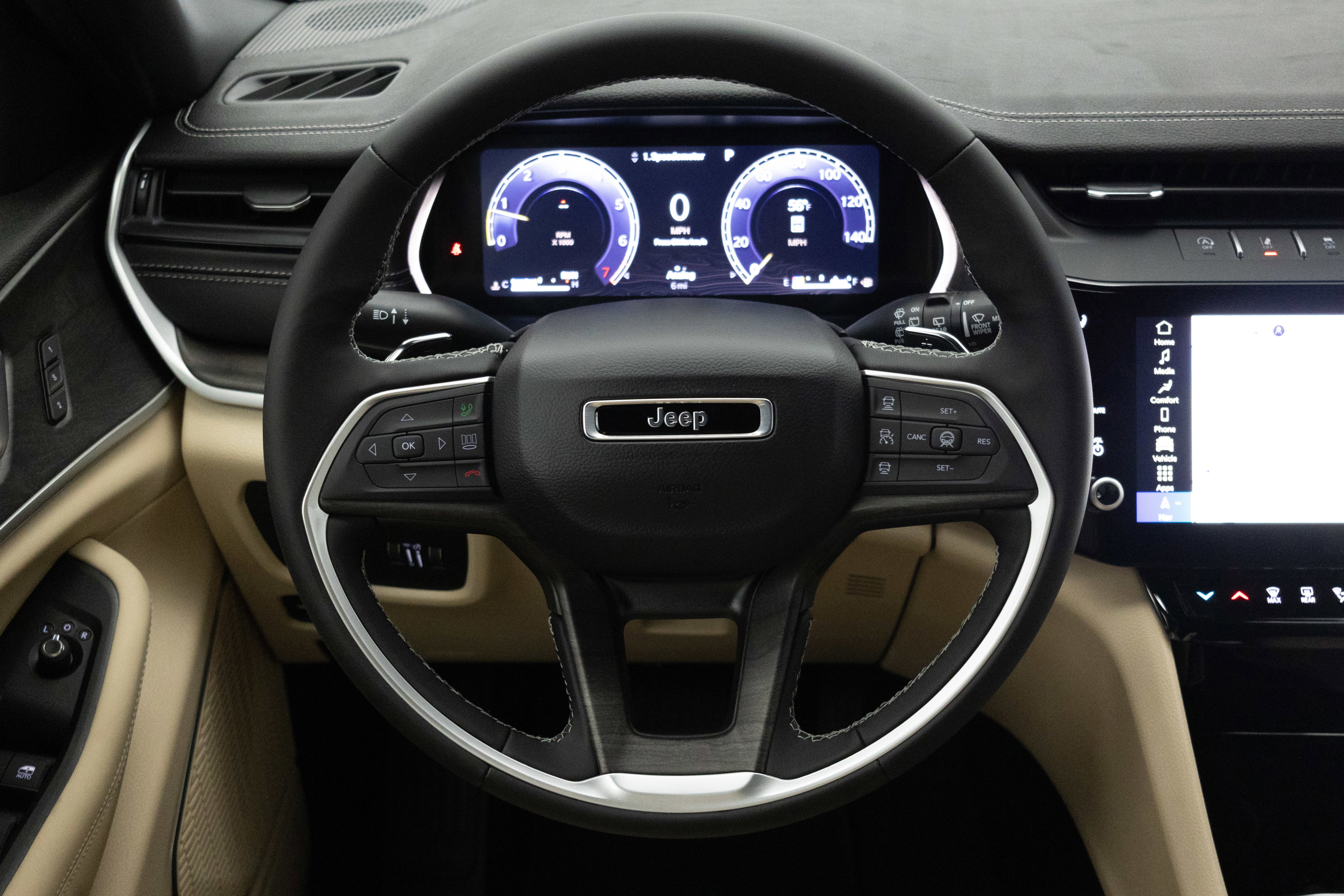 2026 Jeep Grand Cherokee GRAND CHEROKEE LIMITED 4X4