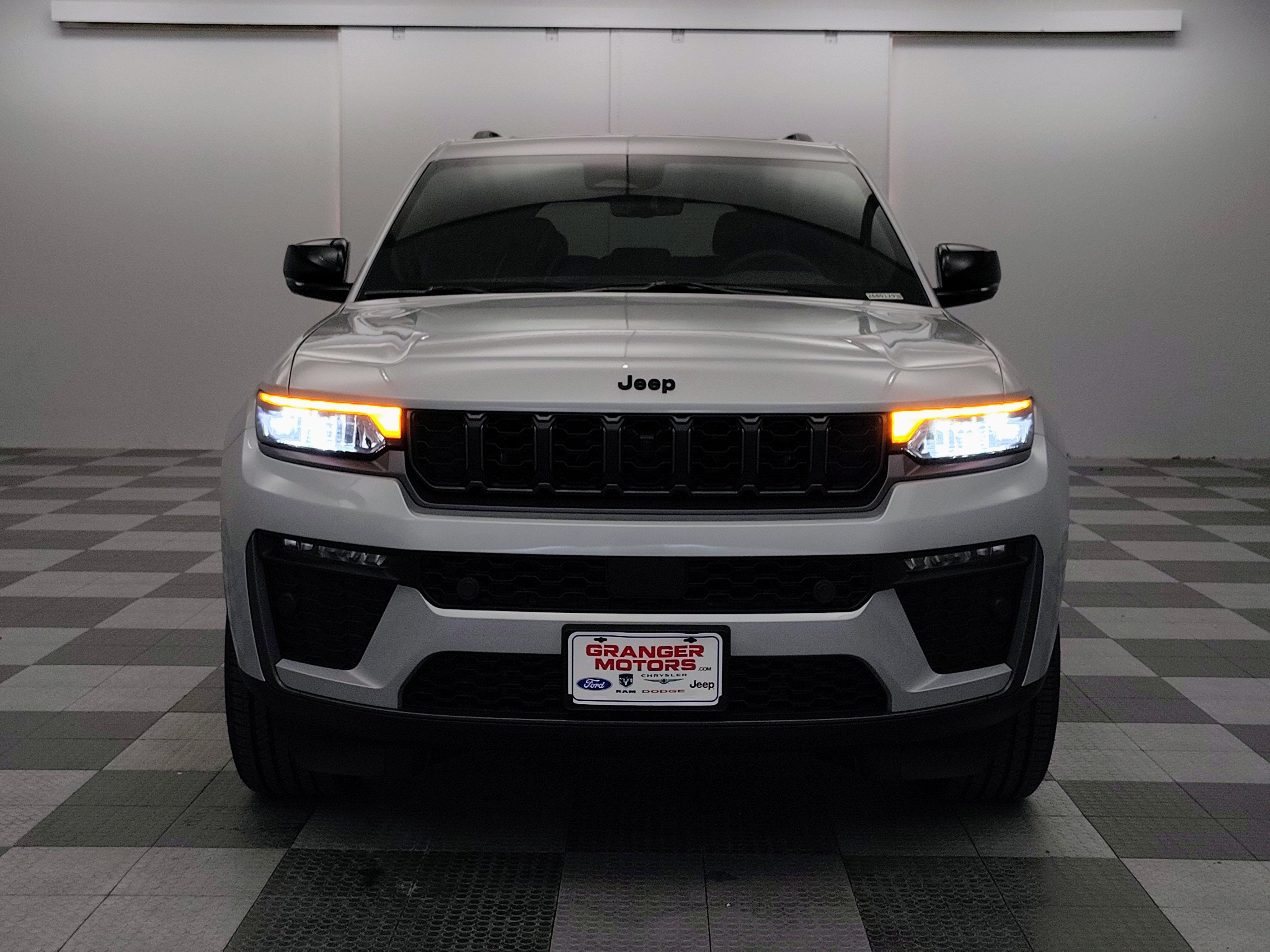 2026 Jeep Grand Cherokee 85th Anniversary Edition