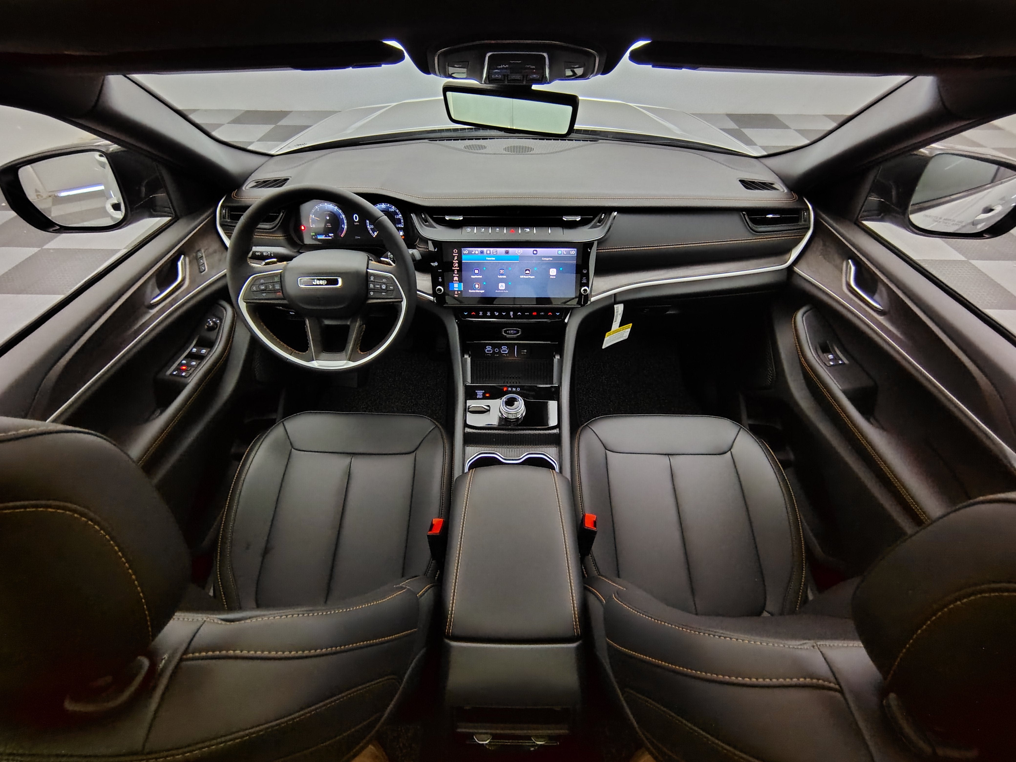 2026 Jeep Grand Cherokee 85th Anniversary Edition