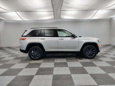 2026 Jeep Grand Cherokee 85th Anniversary Edition