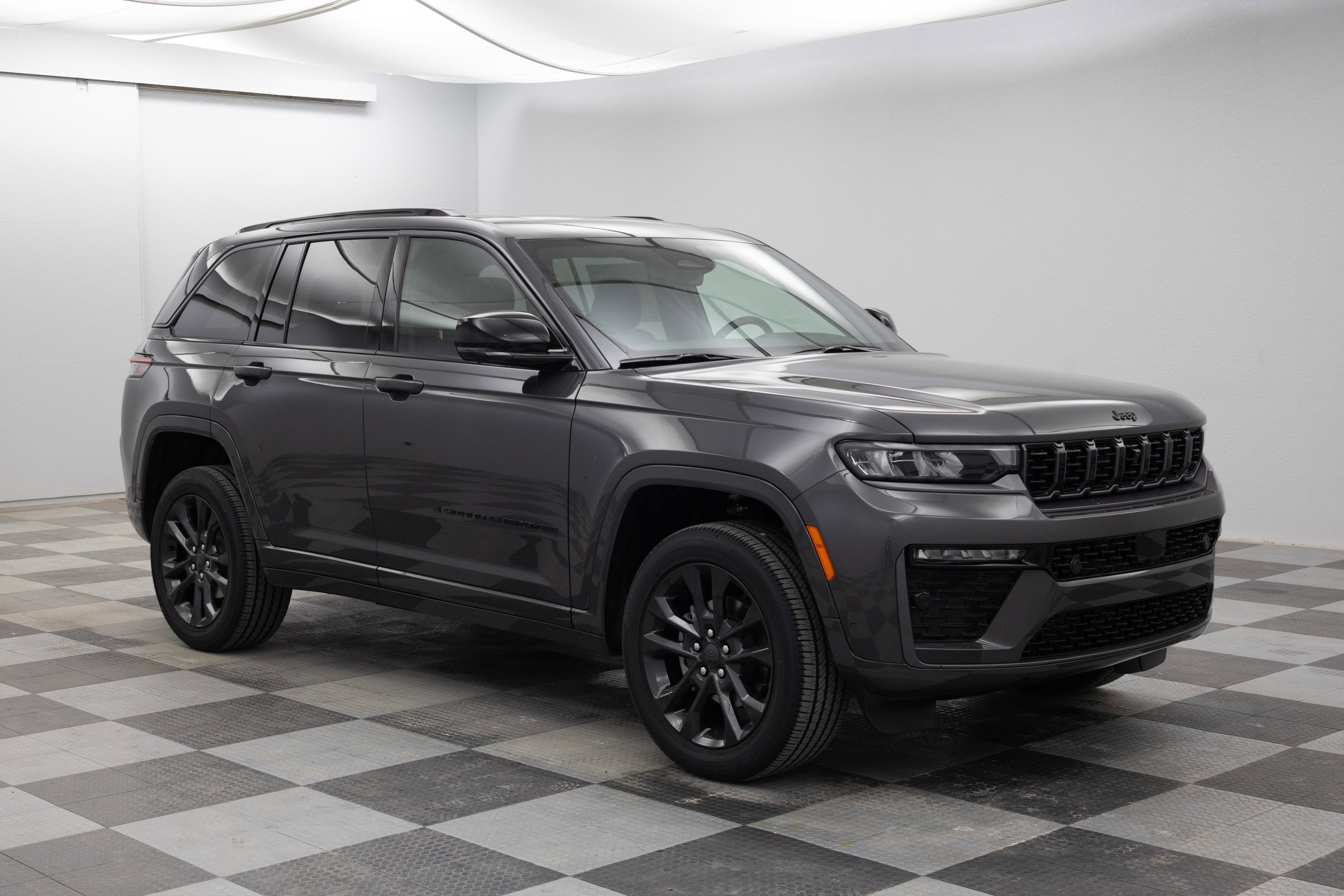 2026 Jeep Grand Cherokee GRAND CHEROKEE LIMITED RESERVE 4X4