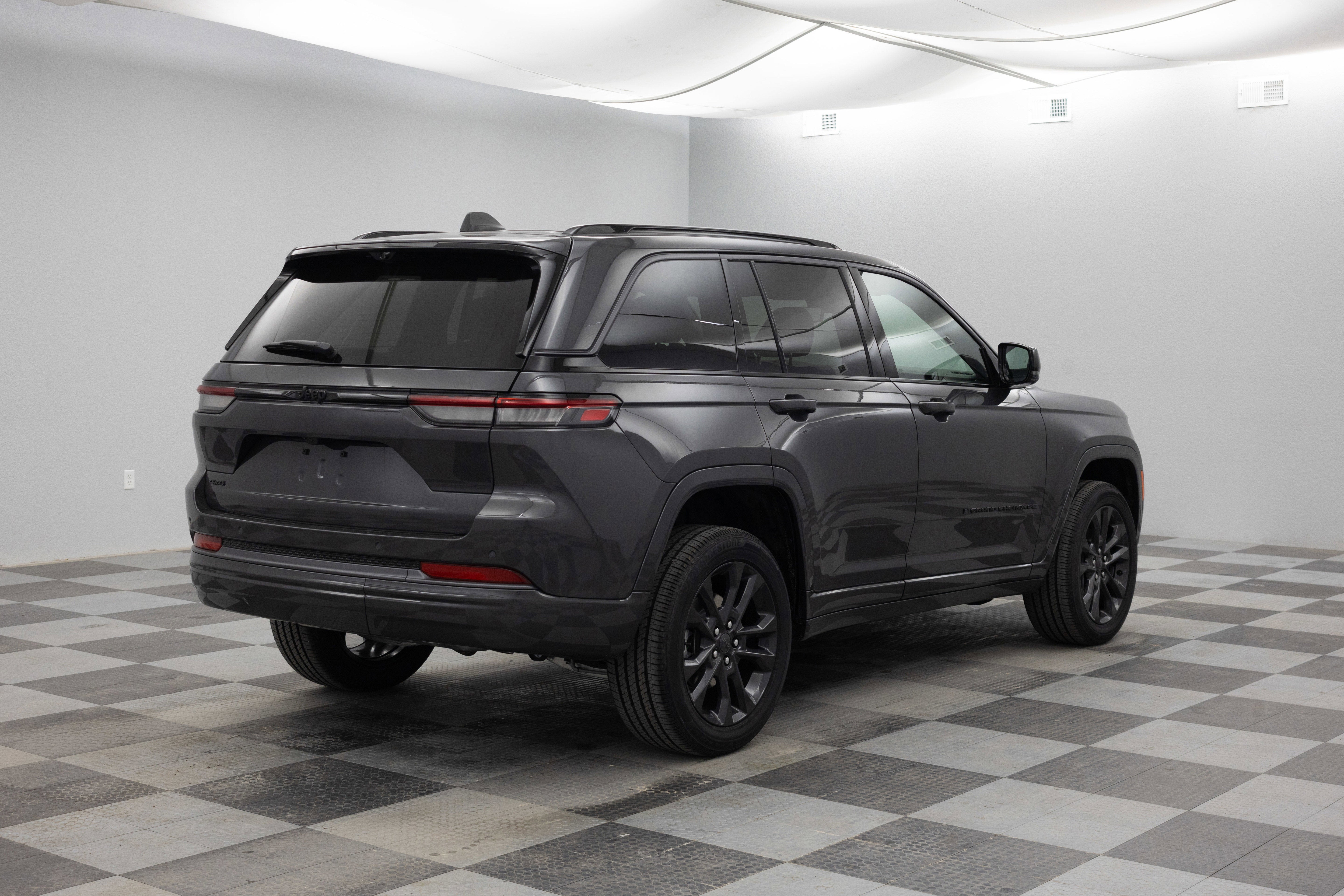 2026 Jeep Grand Cherokee GRAND CHEROKEE LIMITED RESERVE 4X4