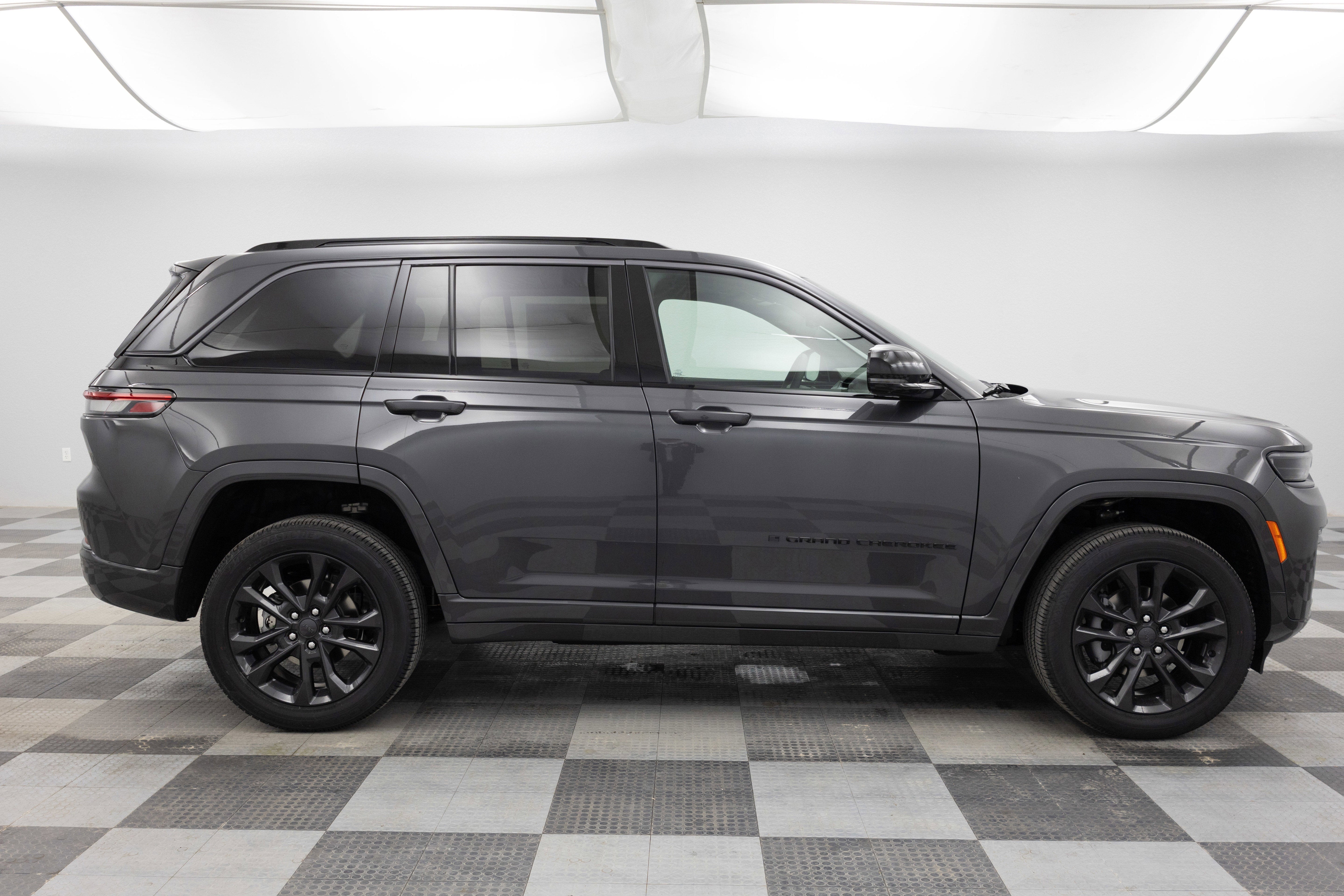 2026 Jeep Grand Cherokee GRAND CHEROKEE LIMITED RESERVE 4X4