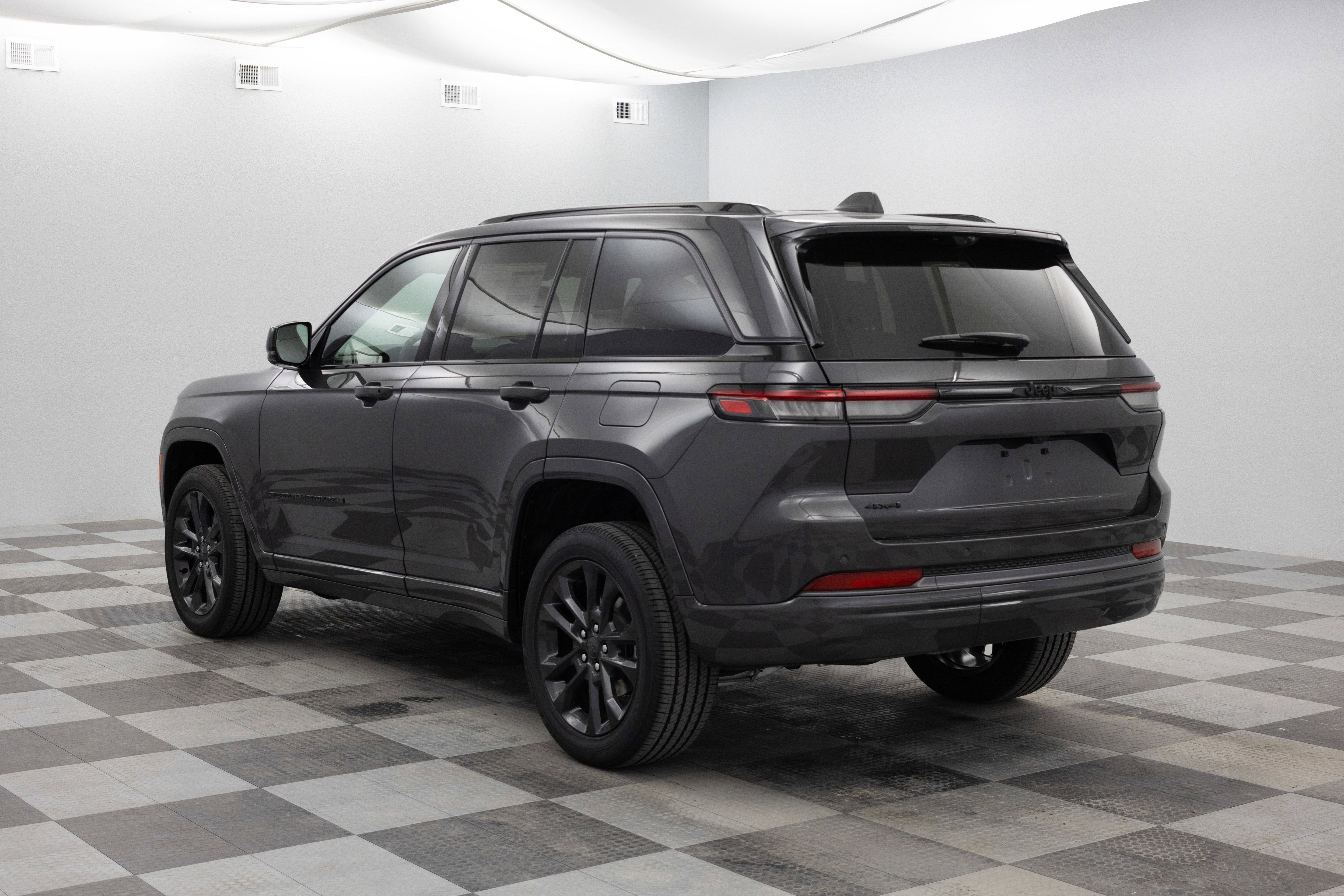 2026 Jeep Grand Cherokee GRAND CHEROKEE LIMITED RESERVE 4X4