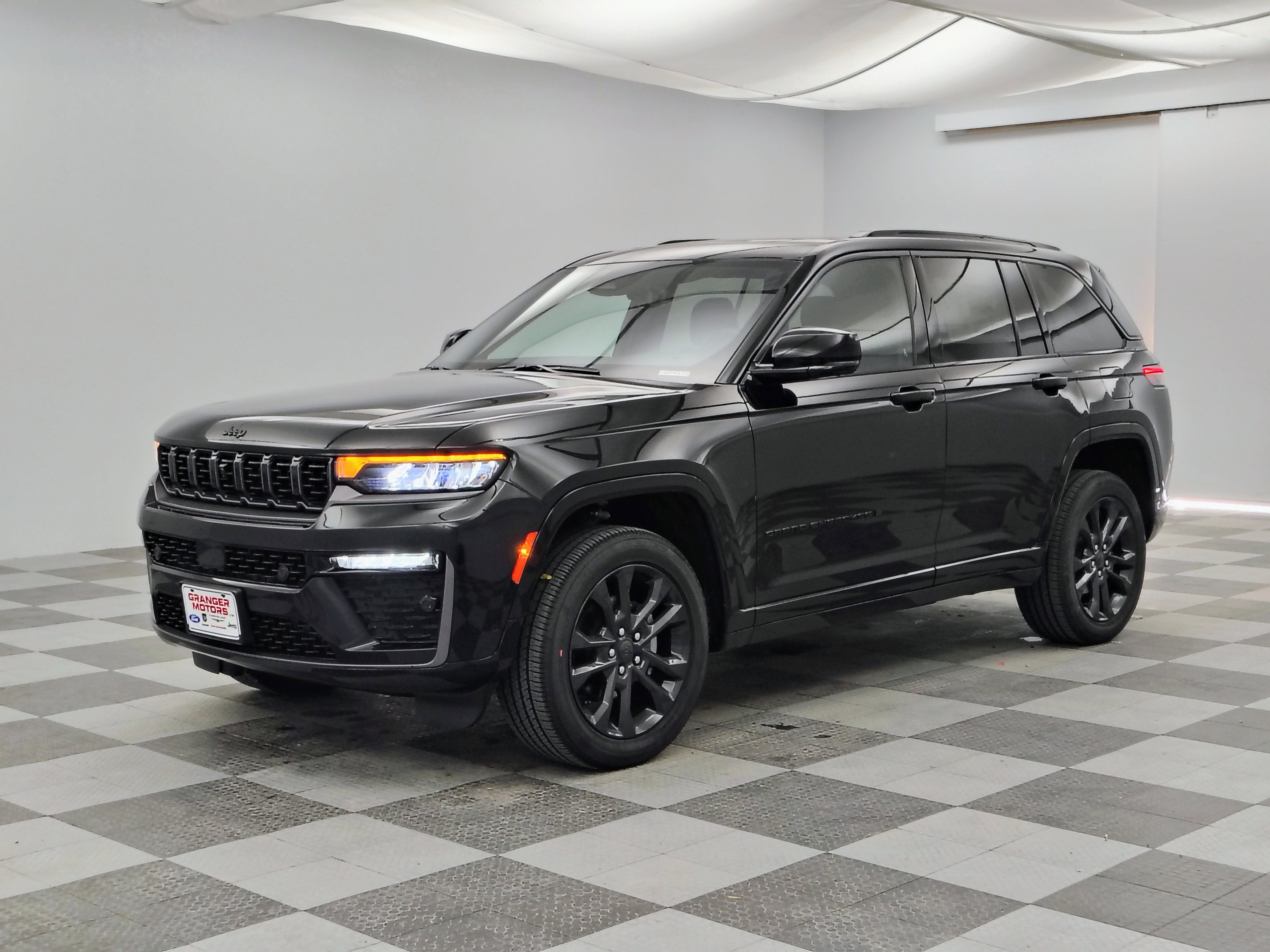 2026 Jeep Grand Cherokee Limited Reserve