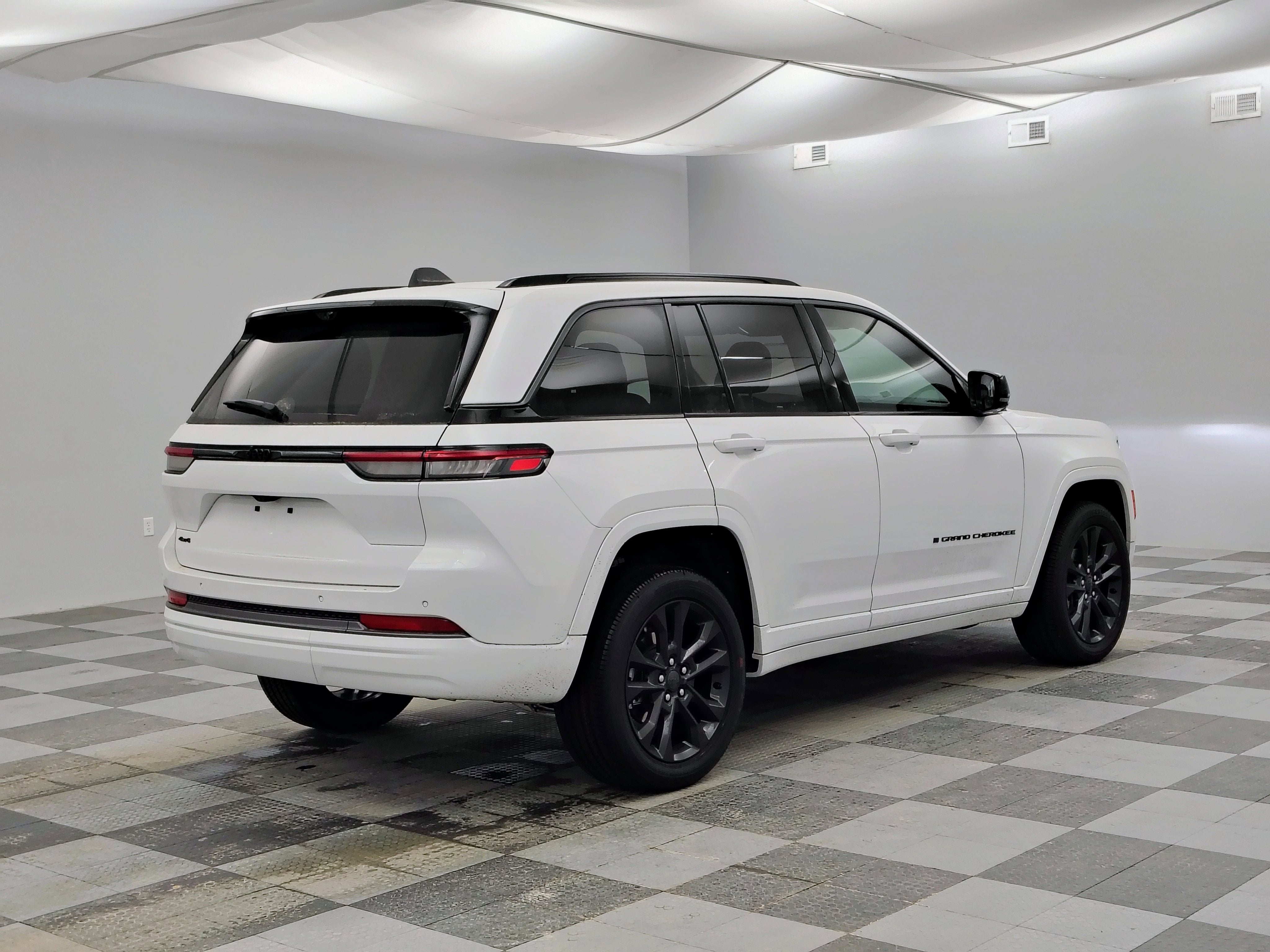 2026 Jeep Grand Cherokee GRAND CHEROKEE LIMITED RESERVE 4X4