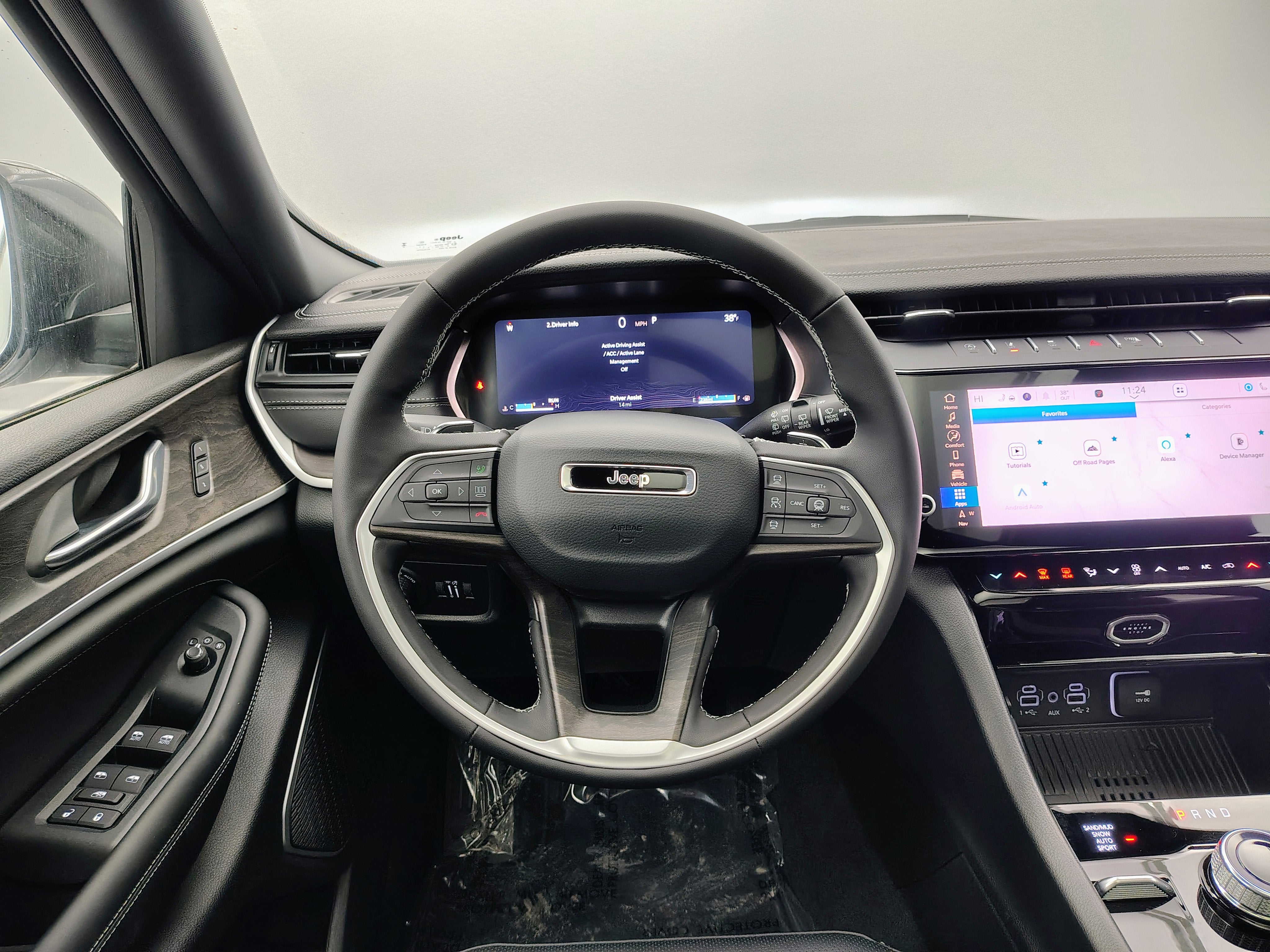 2026 Jeep Grand Cherokee GRAND CHEROKEE LIMITED RESERVE 4X4