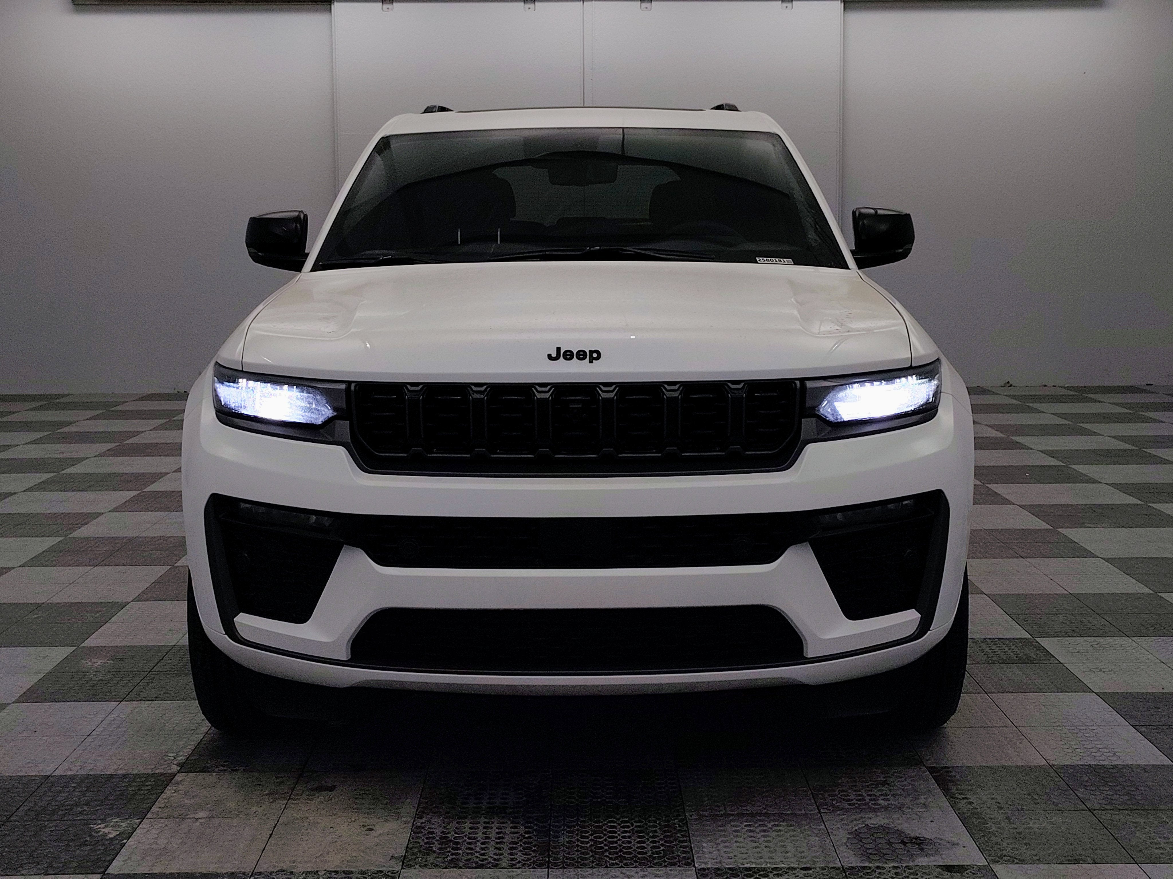 2026 Jeep Grand Cherokee GRAND CHEROKEE LIMITED RESERVE 4X4