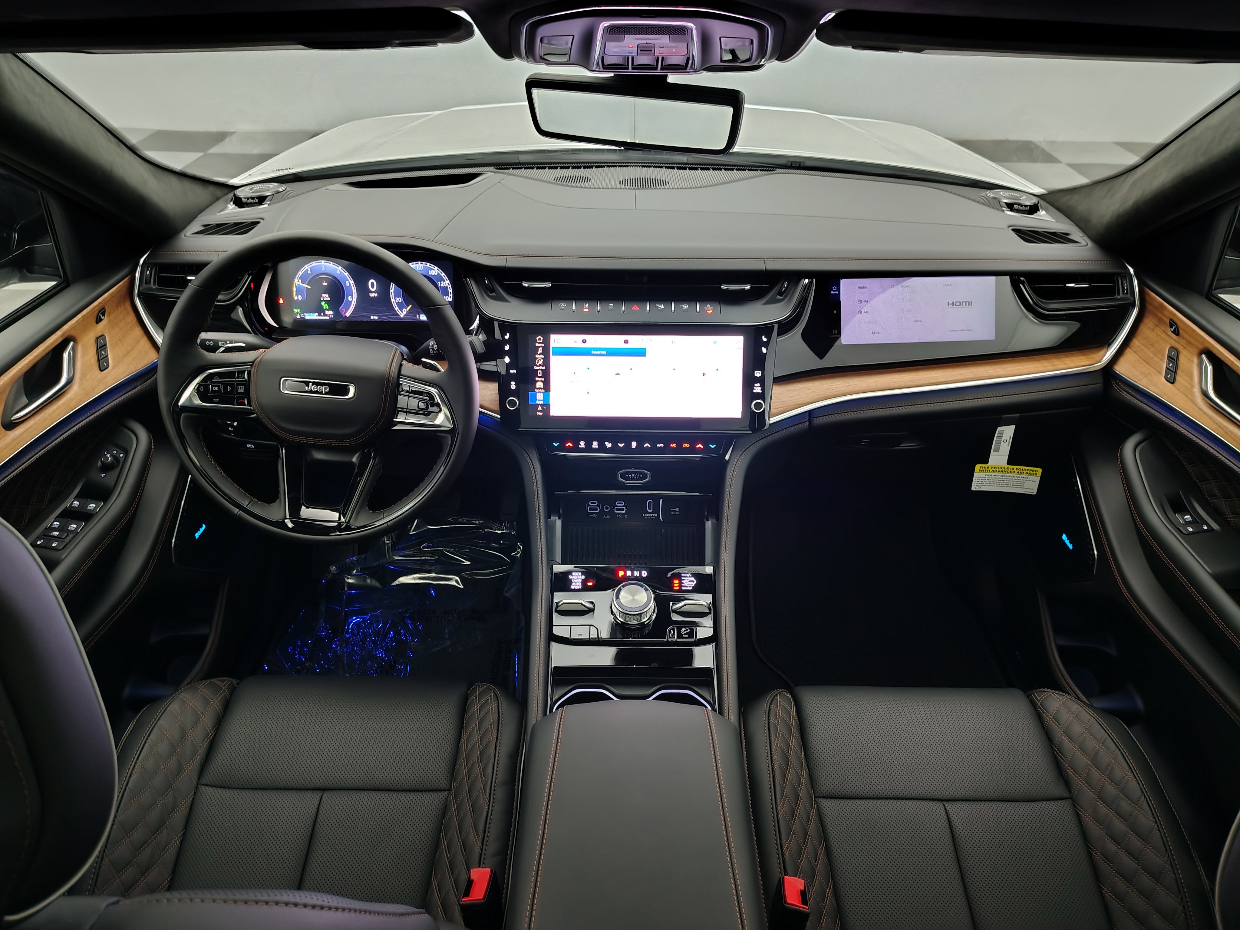 2026 Jeep Grand Cherokee GRAND CHEROKEE SUMMIT 4X4
