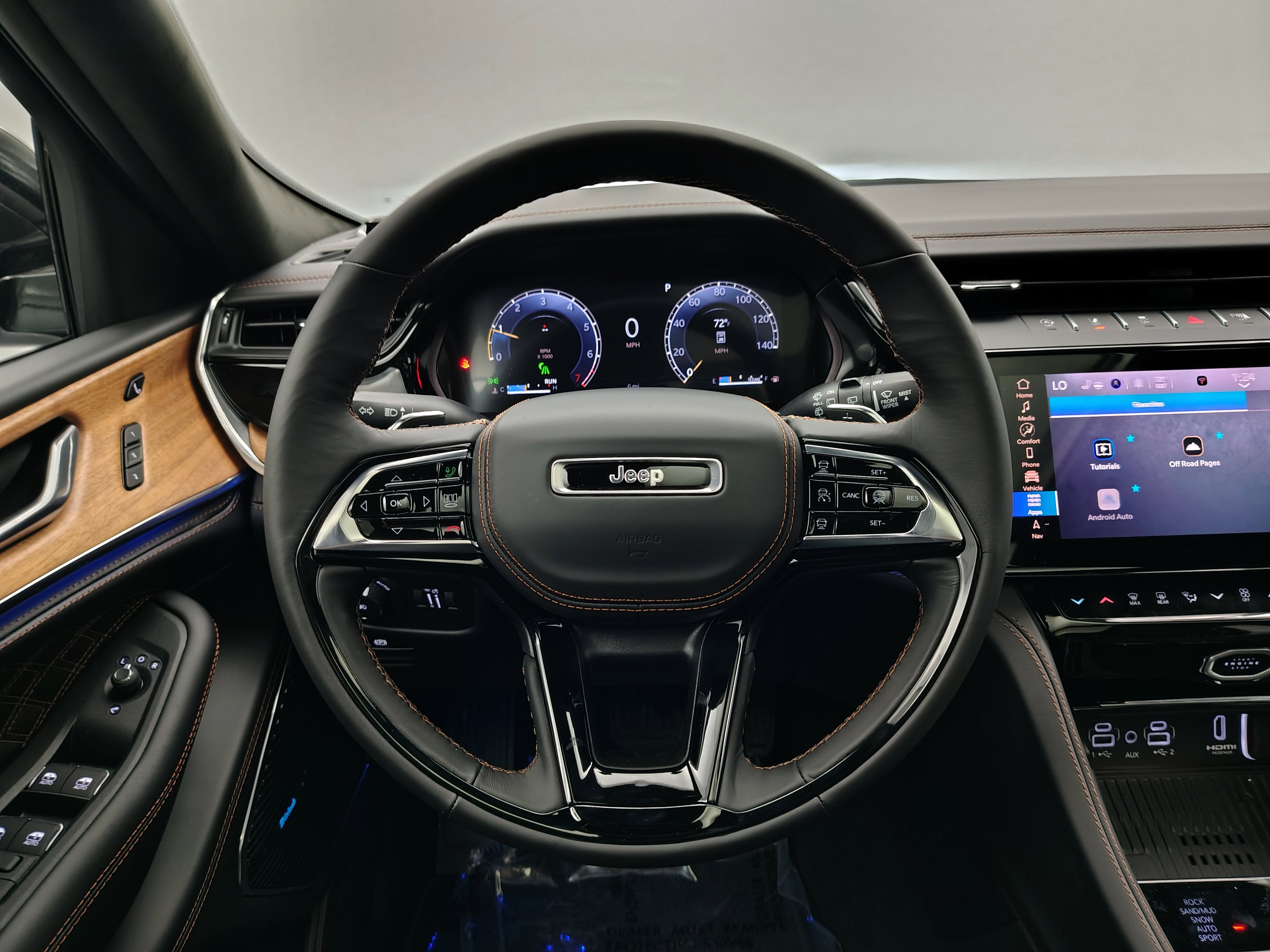 2026 Jeep Grand Cherokee GRAND CHEROKEE SUMMIT 4X4