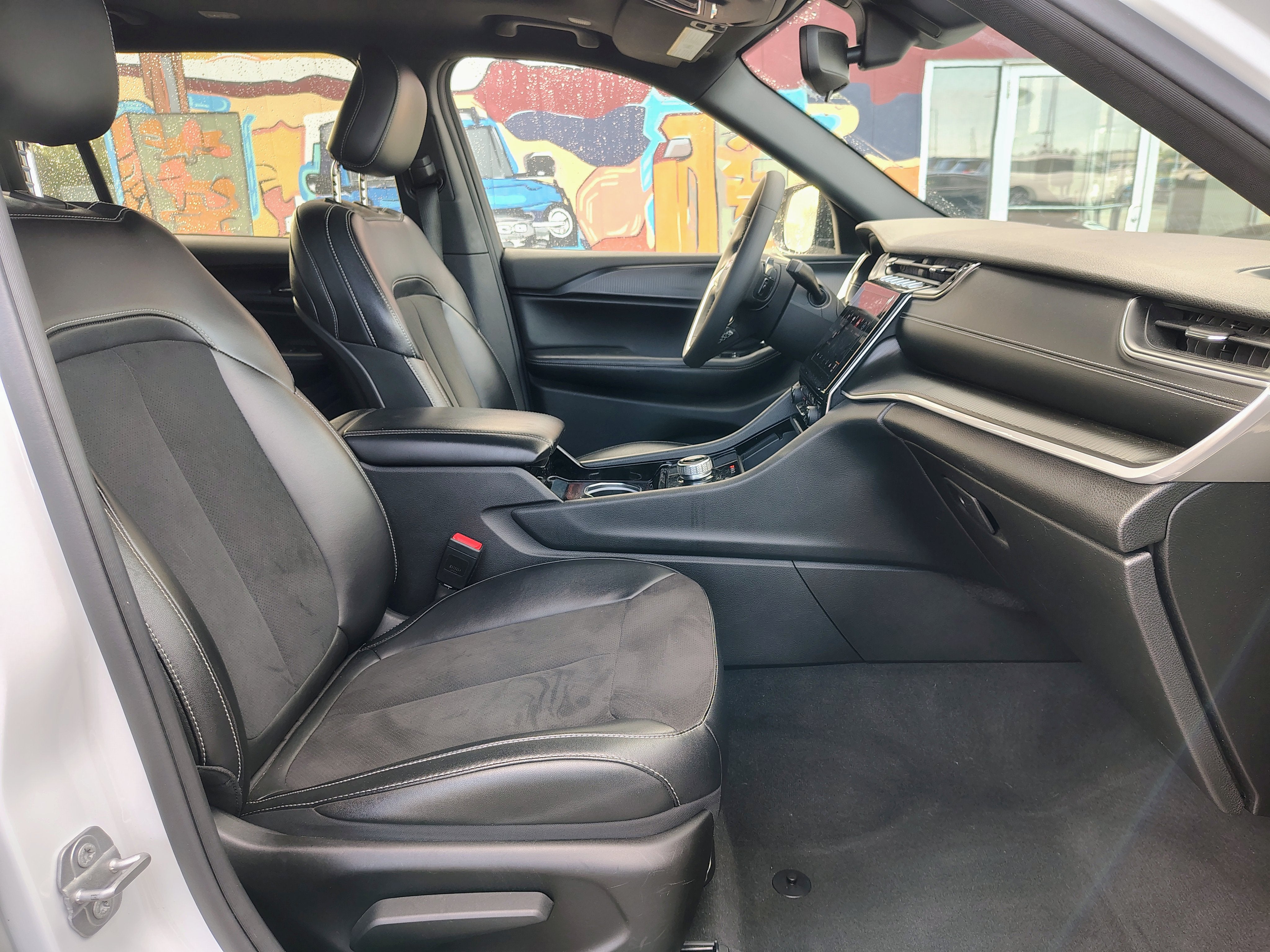 2023 Jeep Grand Cherokee L Altitude 4x4