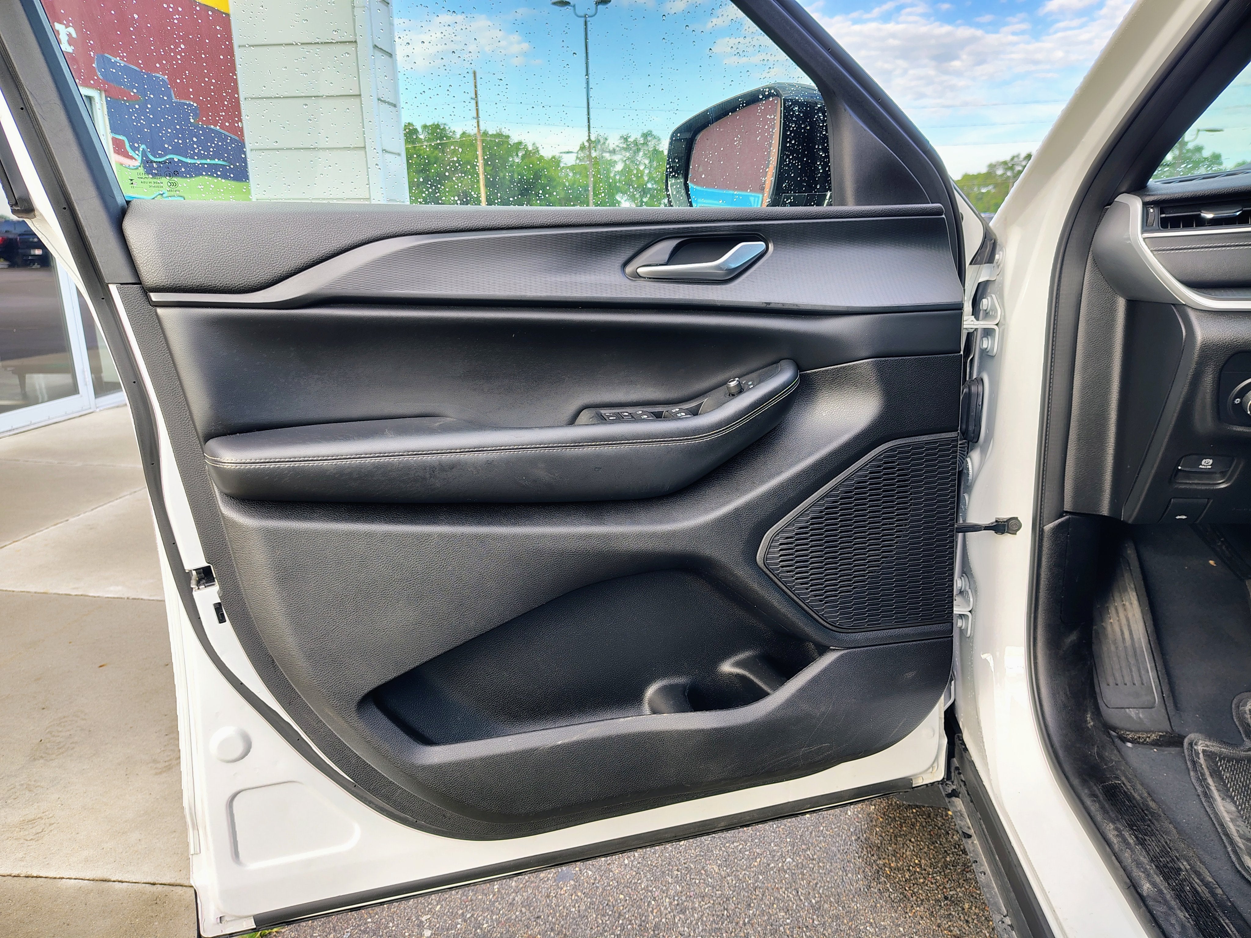 2023 Jeep Grand Cherokee L Altitude 4x4
