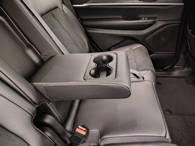 2026 Jeep Grand Cherokee GRAND CHEROKEE L LAREDO ALTITUDE 4X4