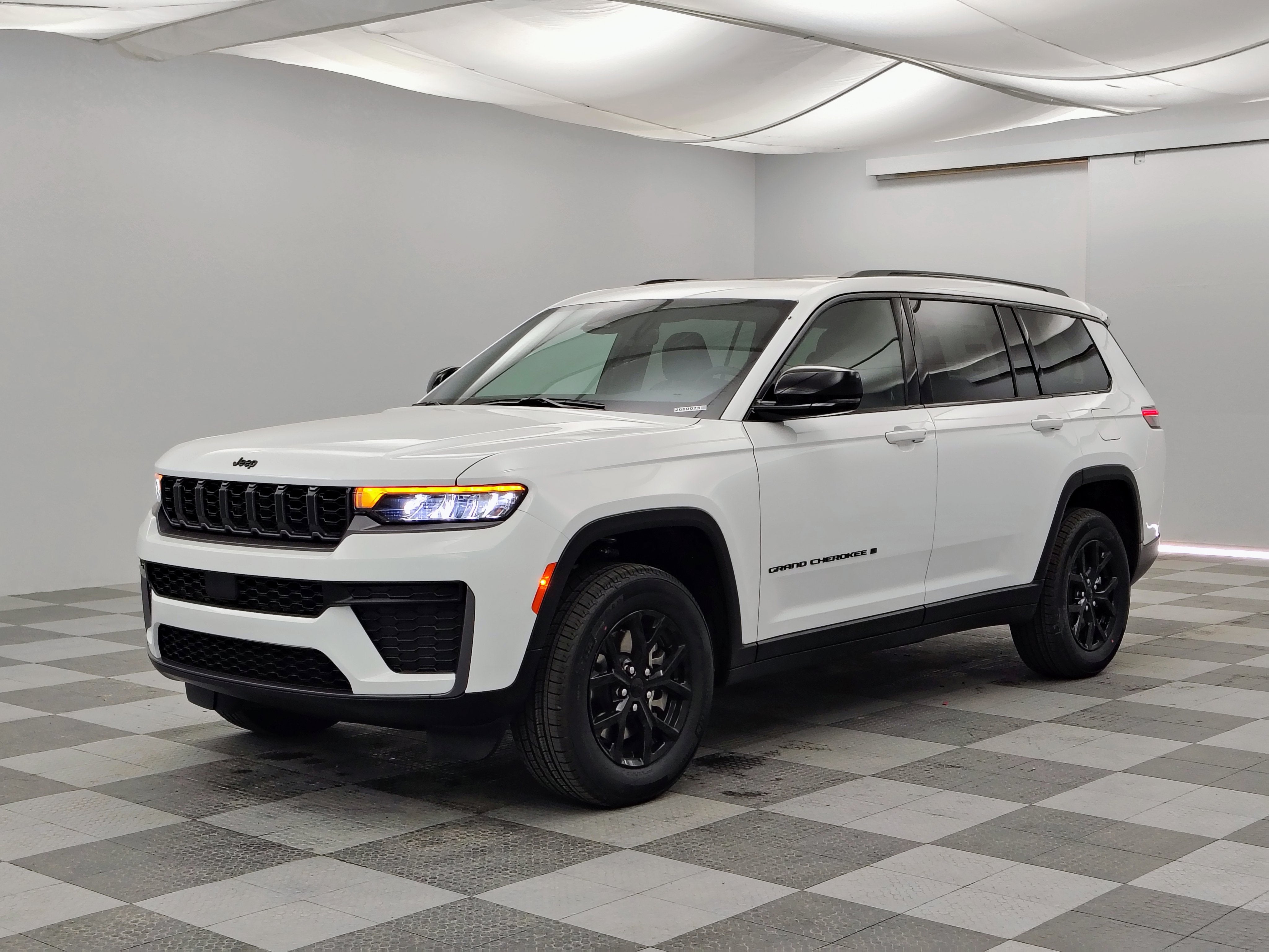 2026 Jeep Grand Cherokee GRAND CHEROKEE L LAREDO ALTITUDE 4X4
